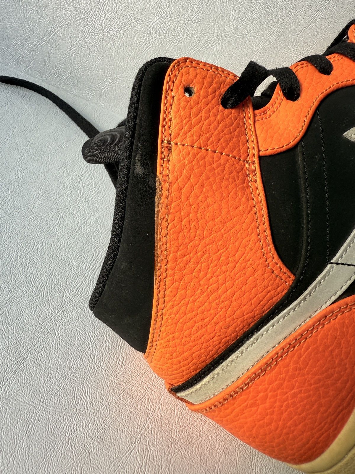 Jordan Brand Jordan 1 Black Cone US M 11.5 2018 Florescent Orange Nike Size US 11.5 / EU 44-45 - 9 Thumbnail