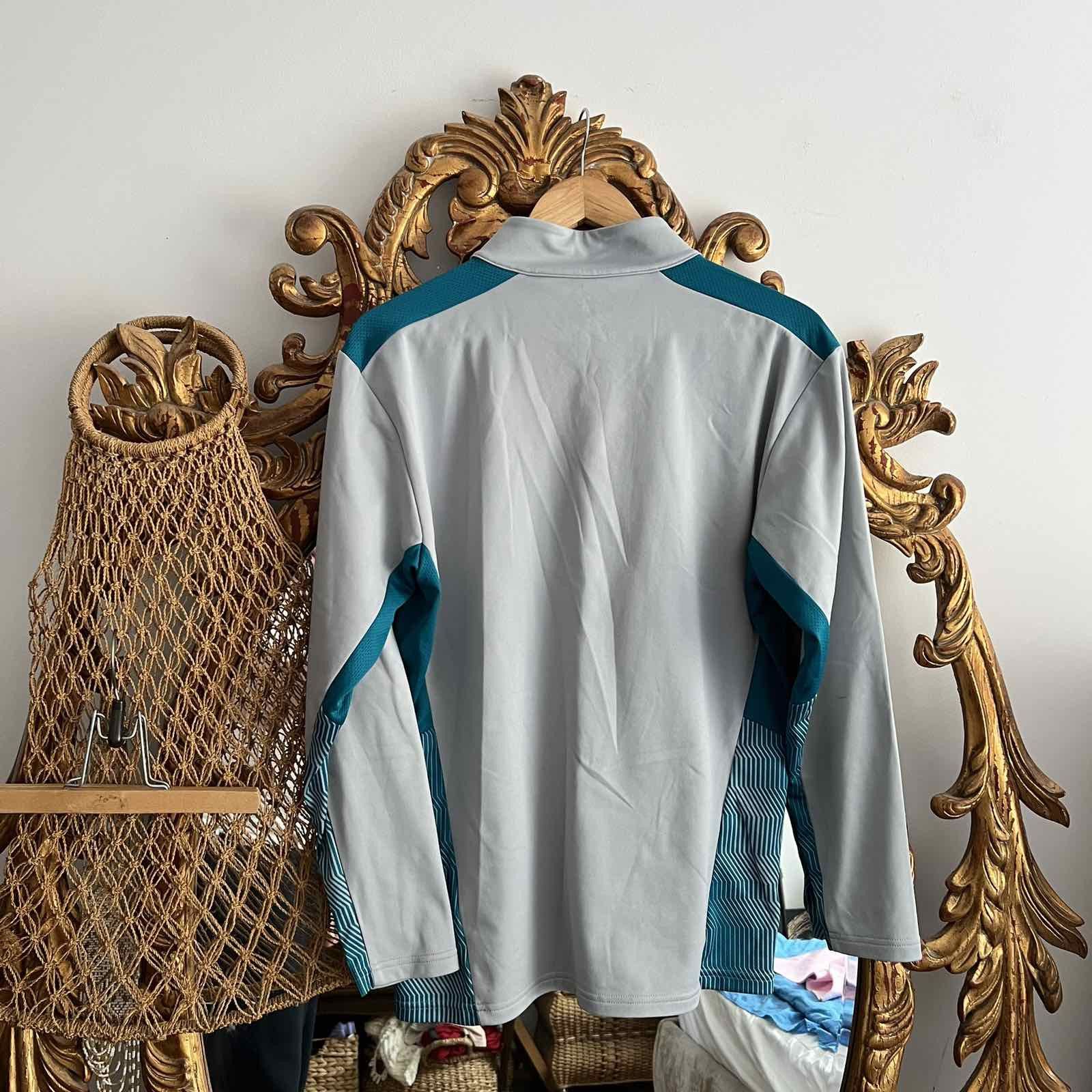 Puma Puma Manchester City Gray Soccer Long Sleeve T-Shirt Jersey Size US M / EU 48-50 / 2 - 2 Thumbnail