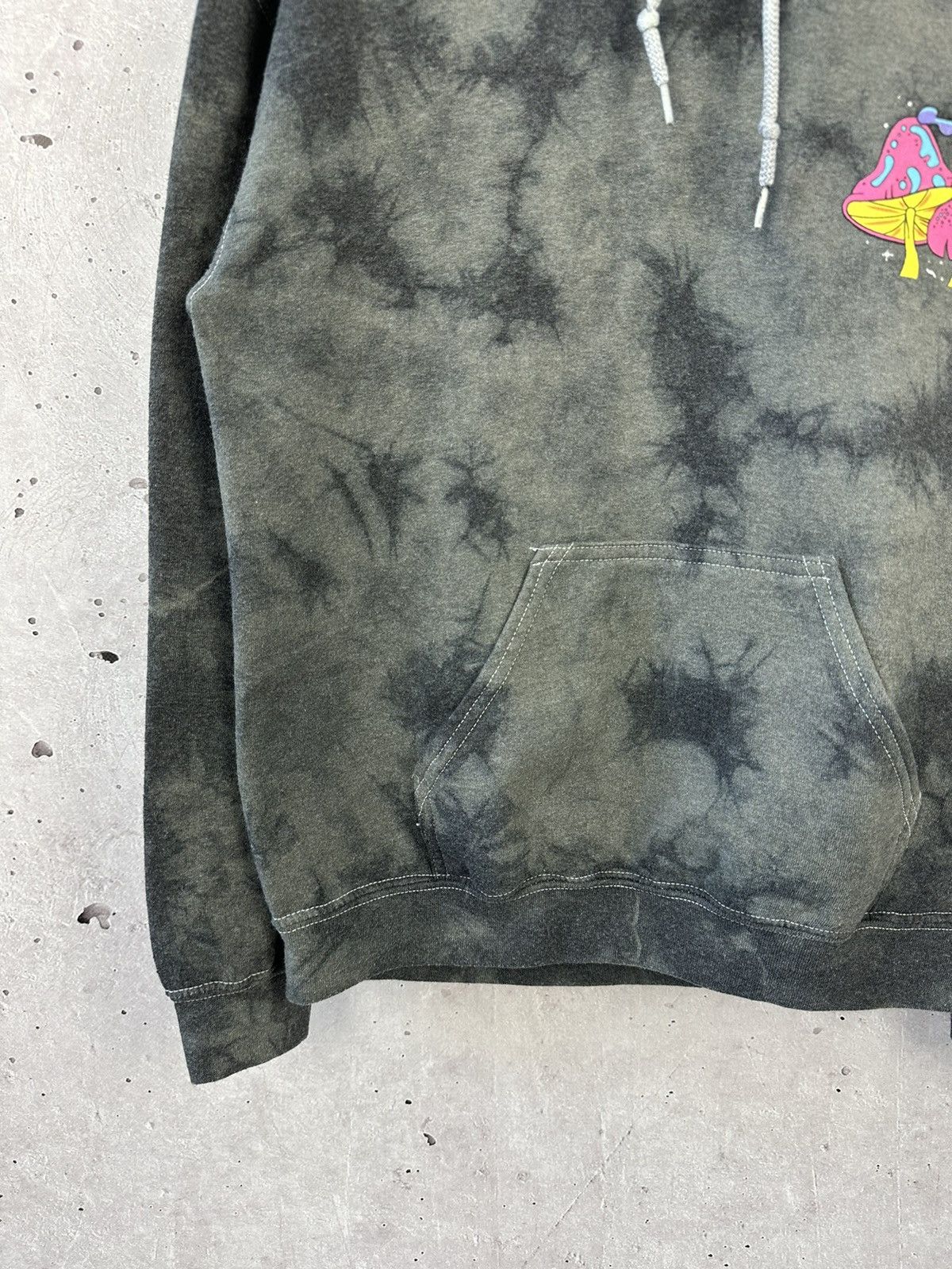 Vintage Vintage A Lab Take a Trip Camo Hoodie Size US S / EU 44-46 / 1 - 4 Thumbnail