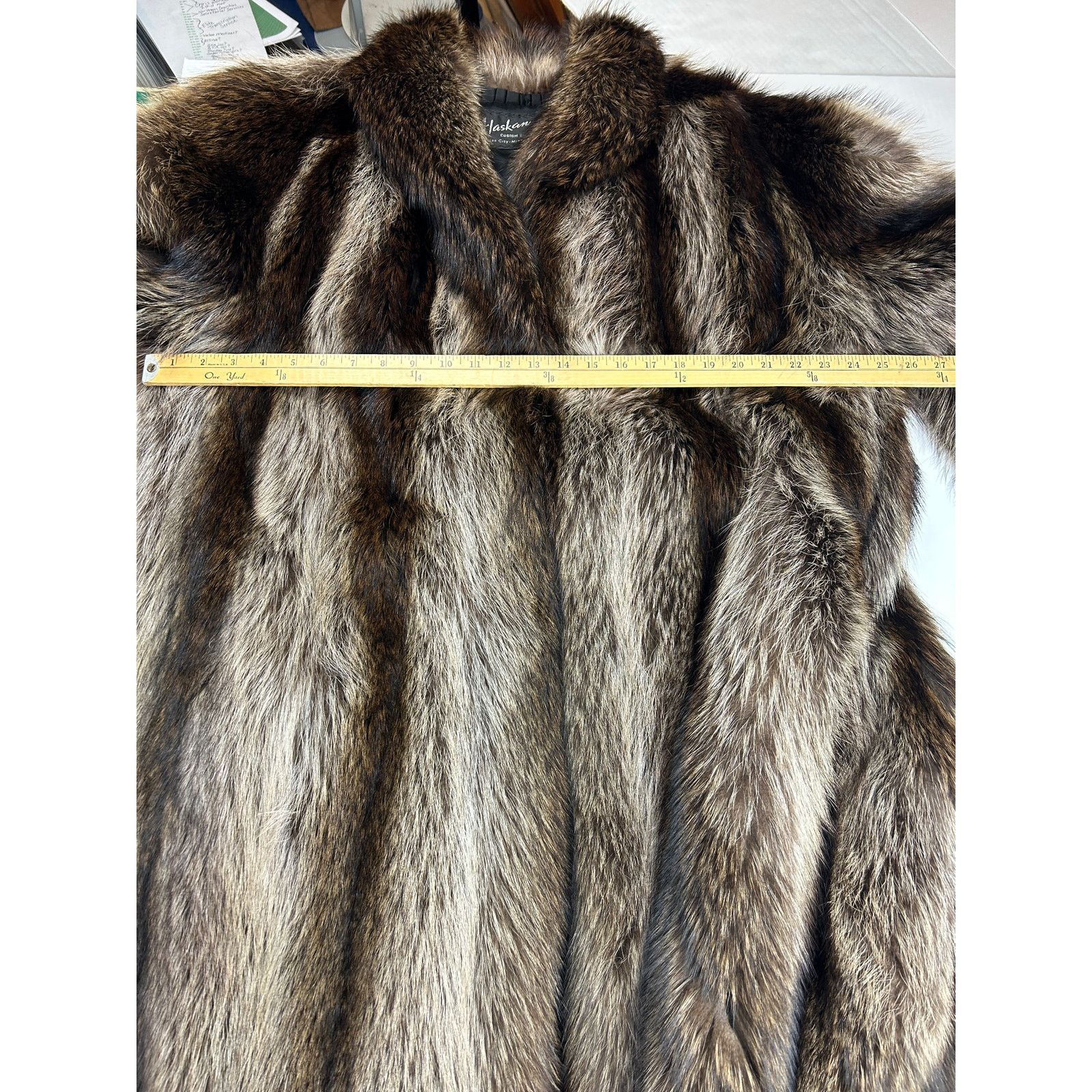 Other Vintage Raccoon Fur Coat Dior Lined by Alaskan Custom Furs Size XL / US 12-14 / IT 48-50 - 13 Thumbnail