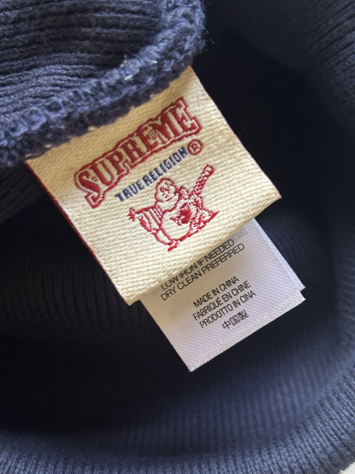 Supreme × True Religion Supreme True Religion Navy Beanie FW25 Size ONE SIZE - 4 Thumbnail