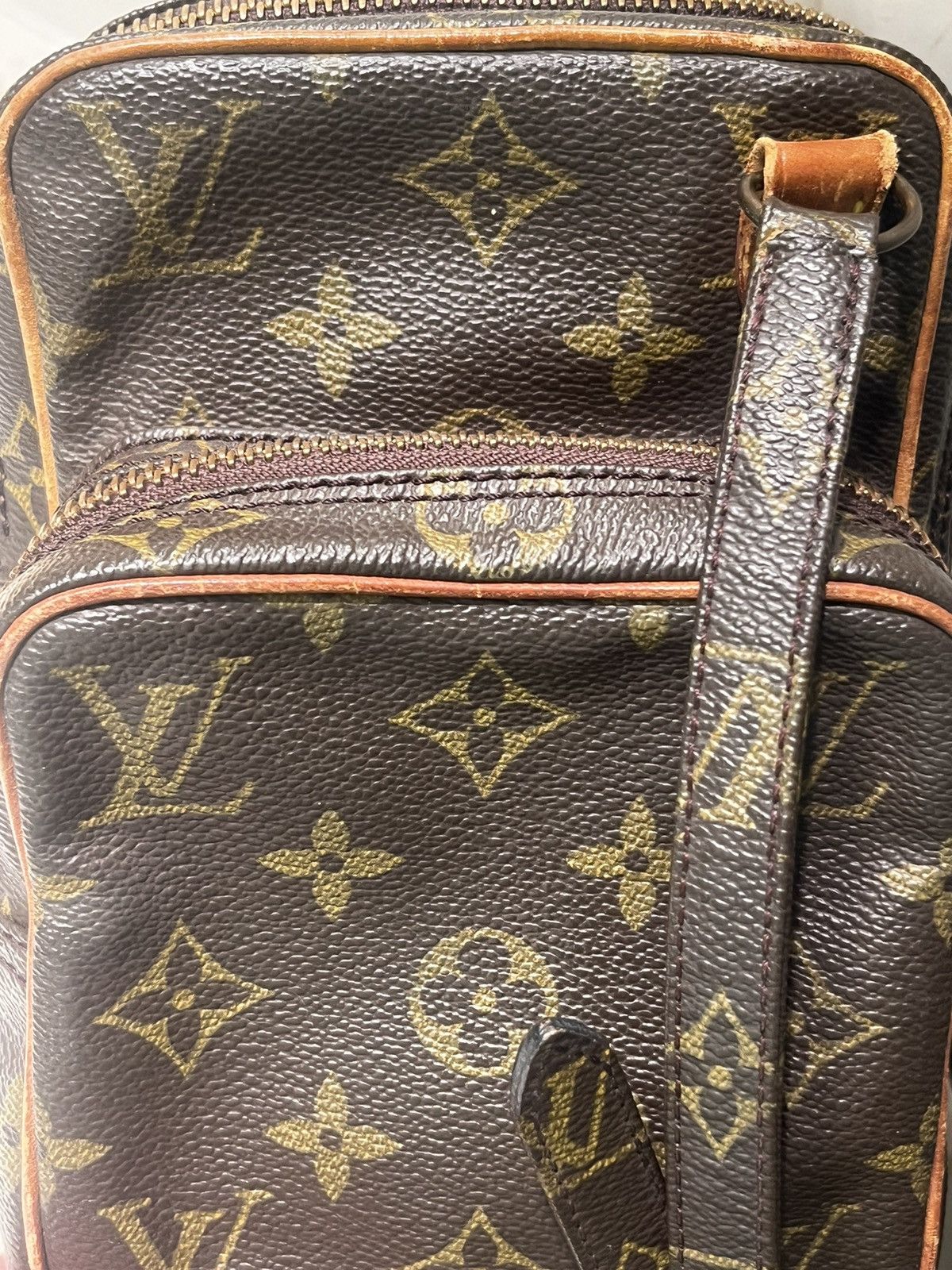 Louis Vuitton Louis Vuitton Amazone crossbody mini - EC, adjustable Size ONE SIZE - 19 Thumbnail