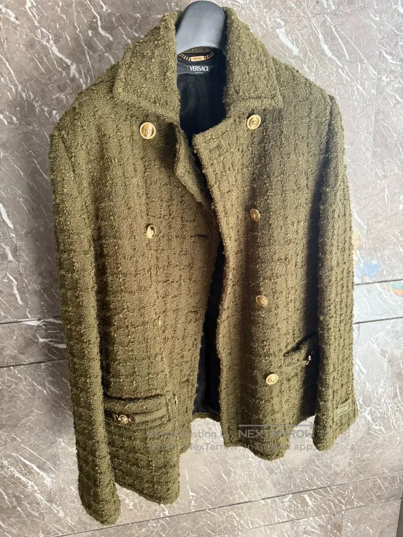 Versace Versace Tweed double-breasted coat Size M / US 6-8 / IT 42-44 - 1 Thumbnail