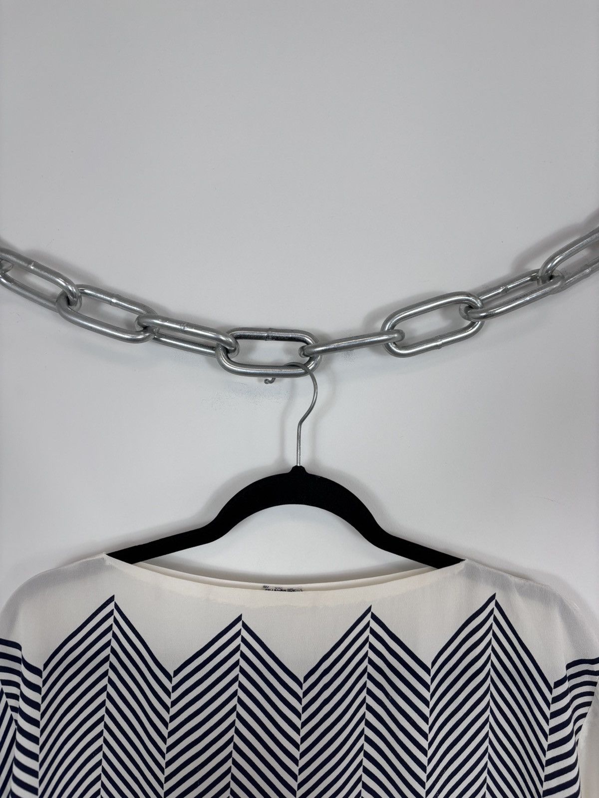 Gianfranco Ferre Vintage Gianfranco Ferre Women’s Herringbone T-Shirt Blouse Size M / US 6-8 / IT 42-44 - 4 Thumbnail