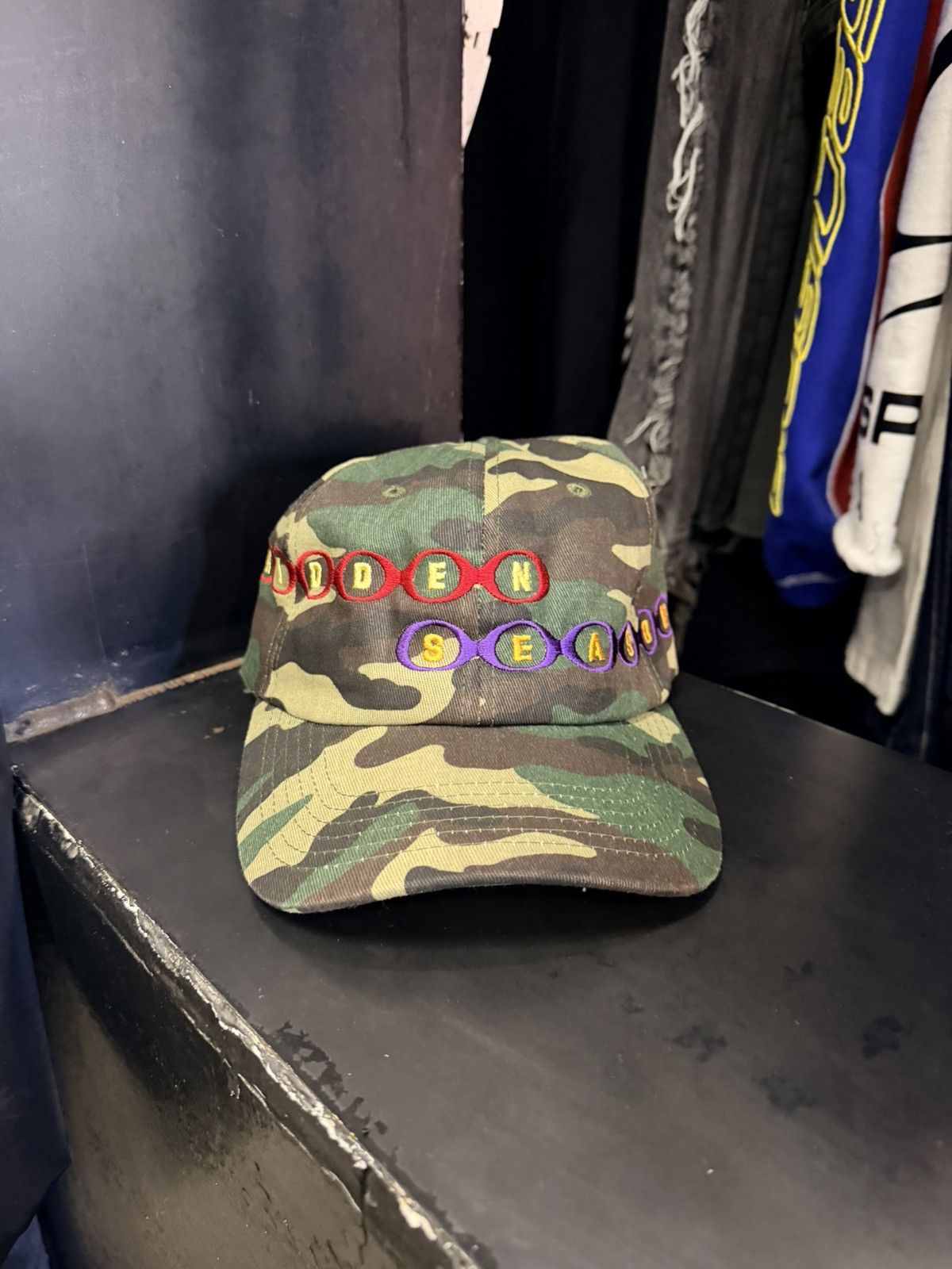 Other Hidden Season Hat Size ONE SIZE - 1 Thumbnail