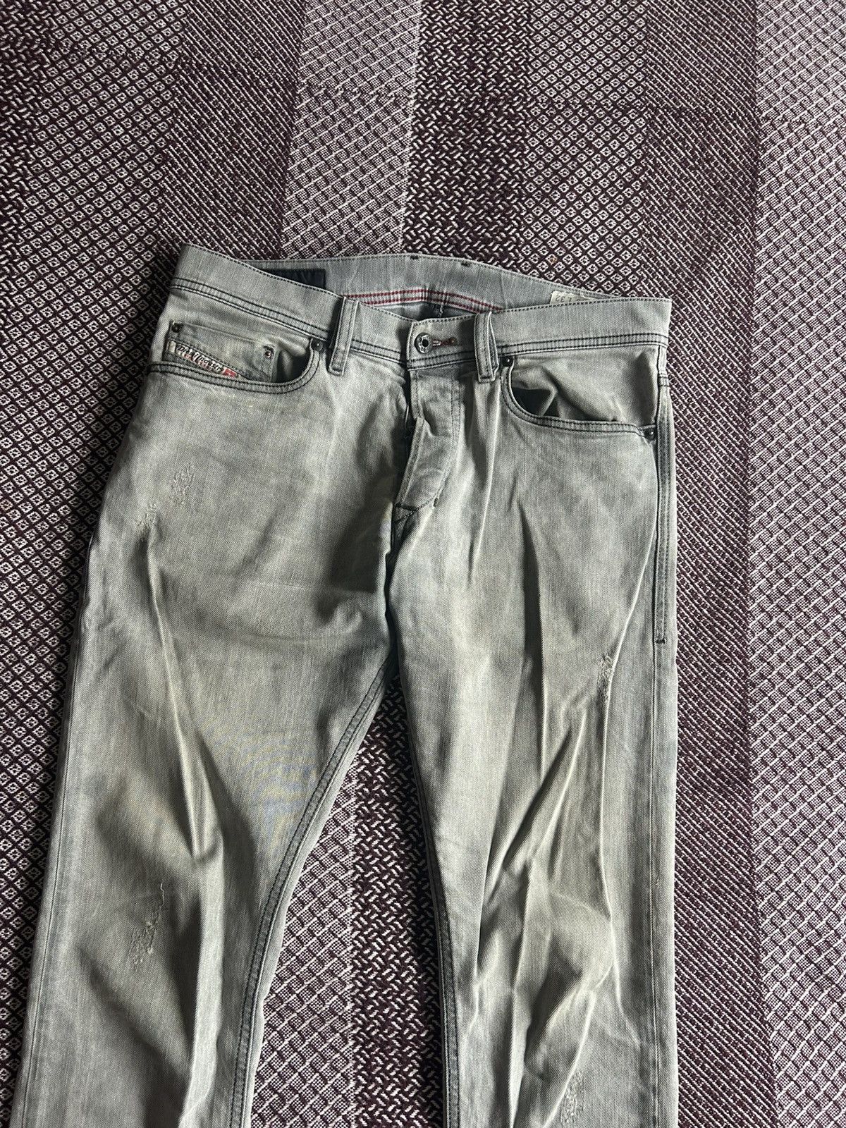 Diesel Vintage Diesel Tepphar Jeans Streetwear Style Size 30 Casual Size US 30 / EU 46 - 11 Thumbnail