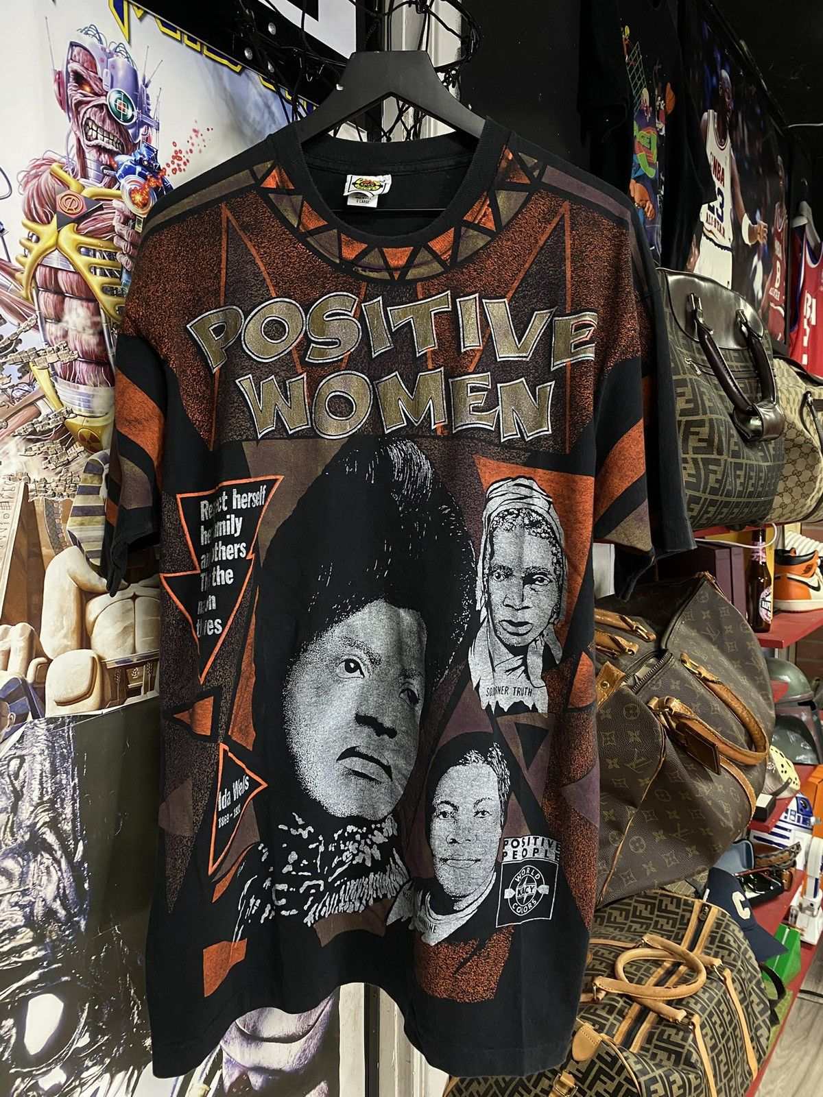 Vintage Vintage 90’s Positive Women T-Shirt Black History Tee XLarge Size US XL / EU 56 / 4 - 8 Thumbnail