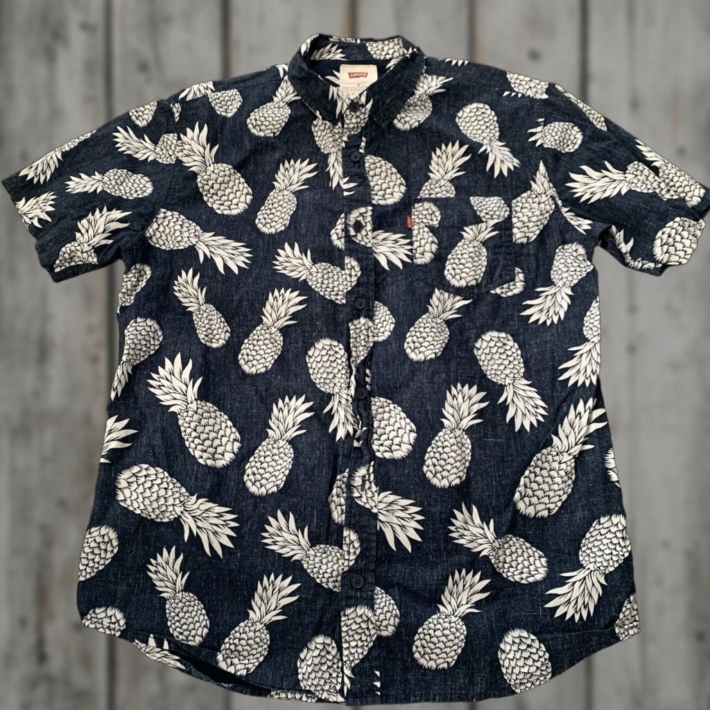 Levi's Levi’s Shirt Mens M Blue Pineapples 100% Cotton Short Sleeve Button Up Hawaiian Tropical Beach Casual Size US M / EU 48-50 / 2 - 1 Thumbnail