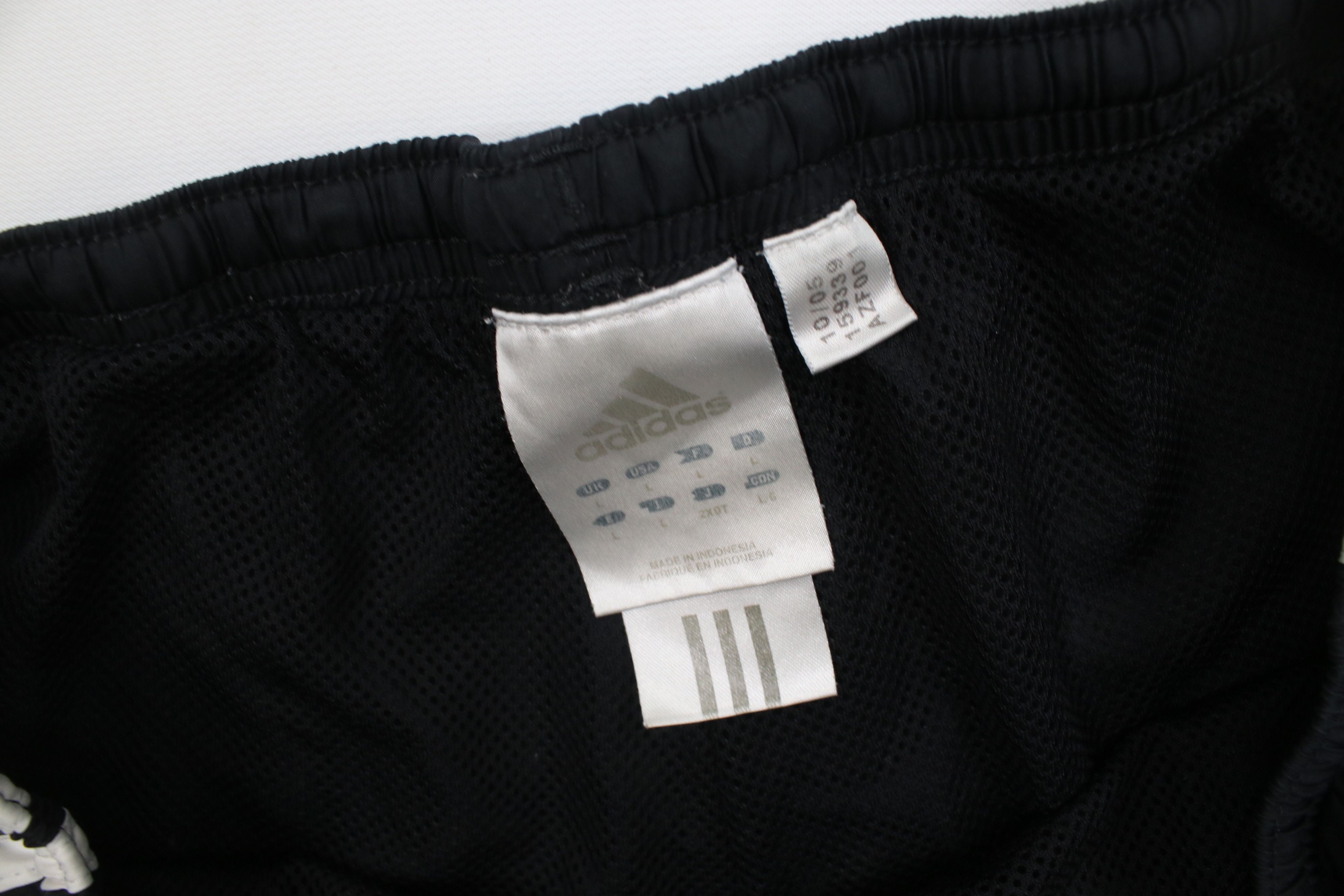 Adidas Vintage Y2K 2005 Adidas Wide Leg Windbreaker Pants Black Size US 36 / EU 52 - 11 Thumbnail