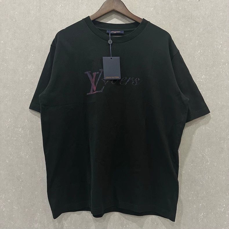 Louis Vuitton Louis Vuitton size 4l Spring Capsule Logo Letter Crew Neck Size US M / EU 48-50 / 2 - 1 Thumbnail