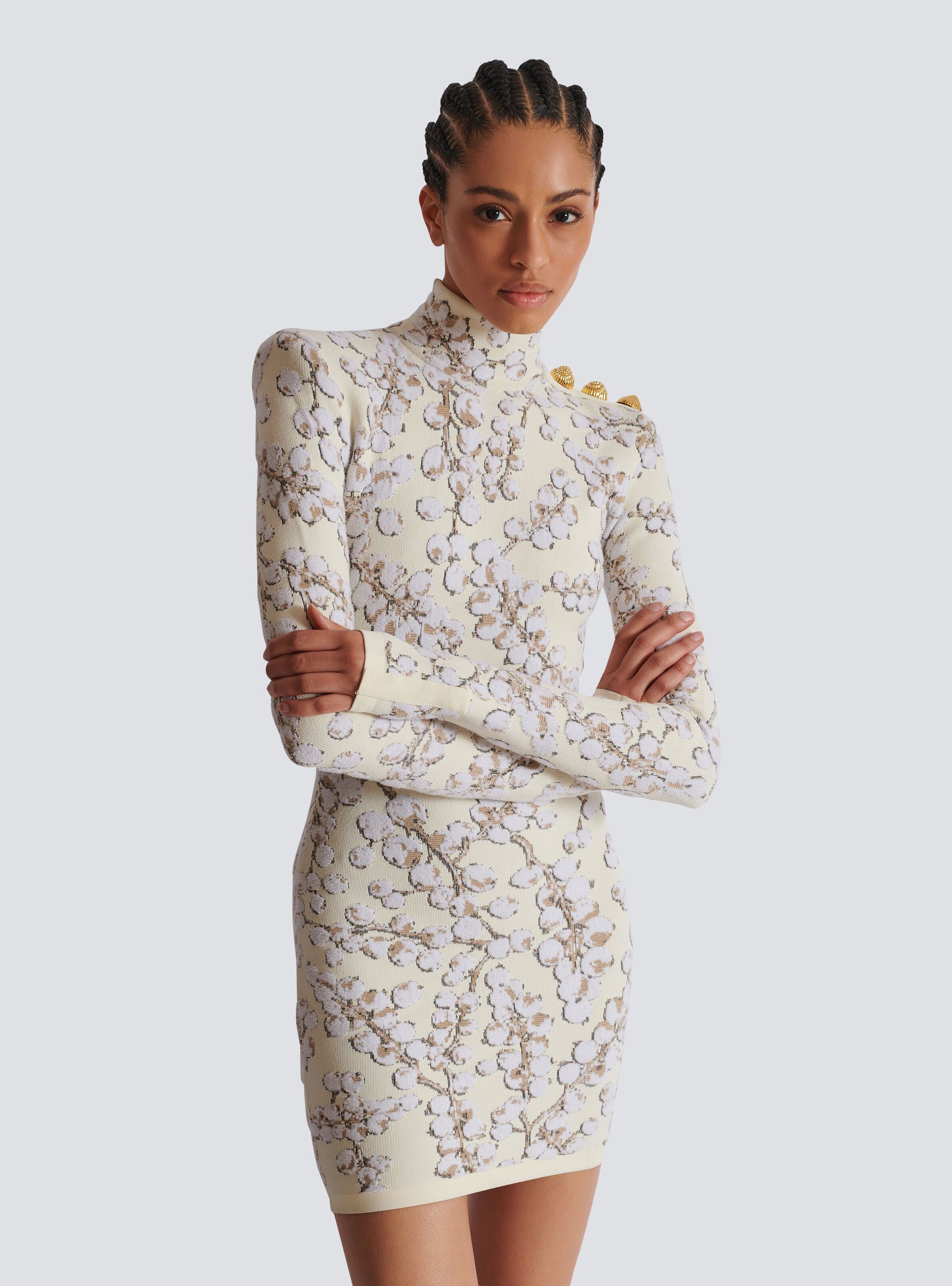 Balmain o1s1wg111025 Long-sleeve Knit Mini Dress in White Size M / US 6-8 / IT 42-44 - 7 Thumbnail