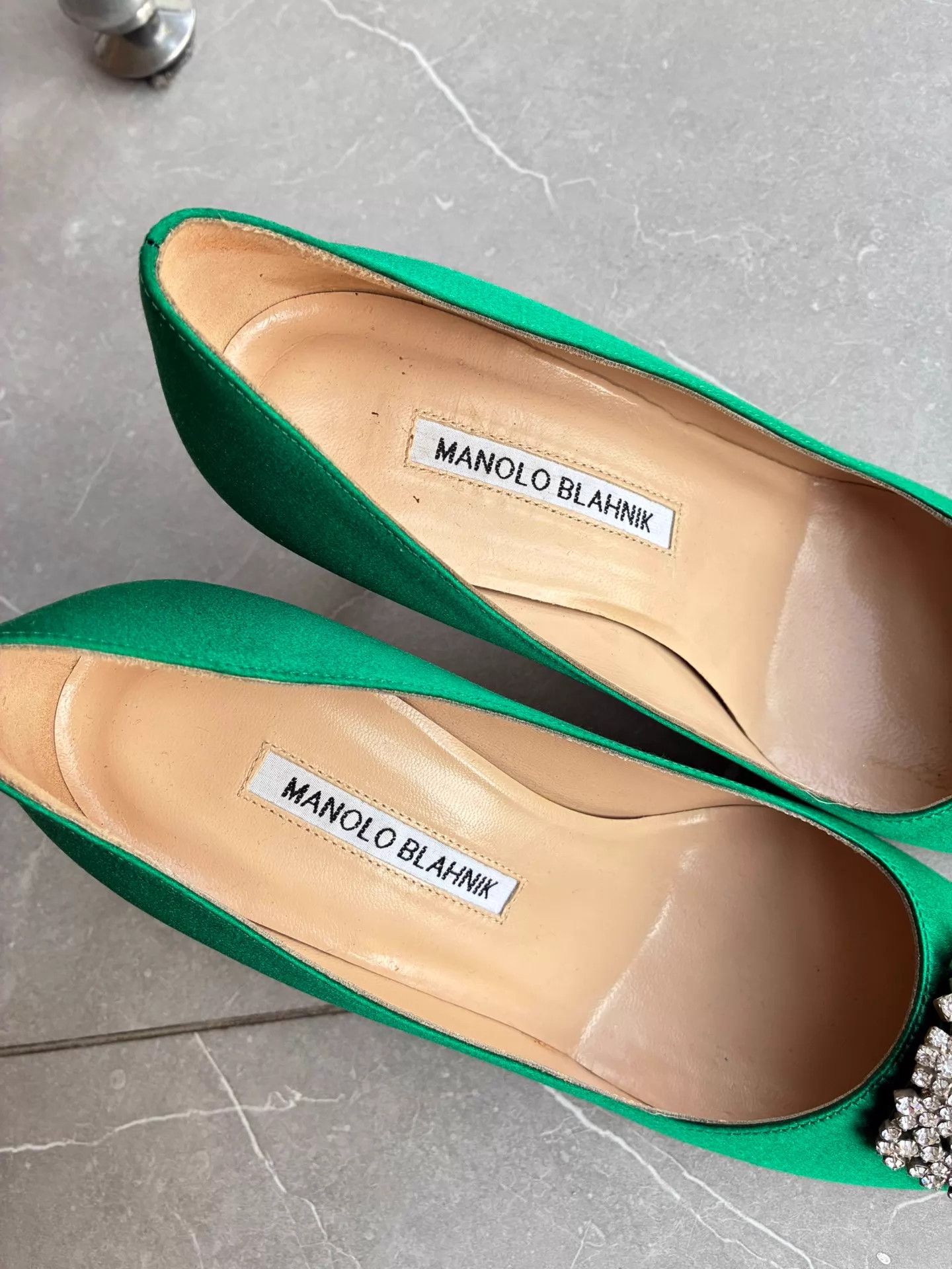 Manolo Blahnik MB Green Satin Crystal Buckle Pointed Toe Heels 7cm 36 Size US 5.5 / IT 35.5 - 5 Thumbnail
