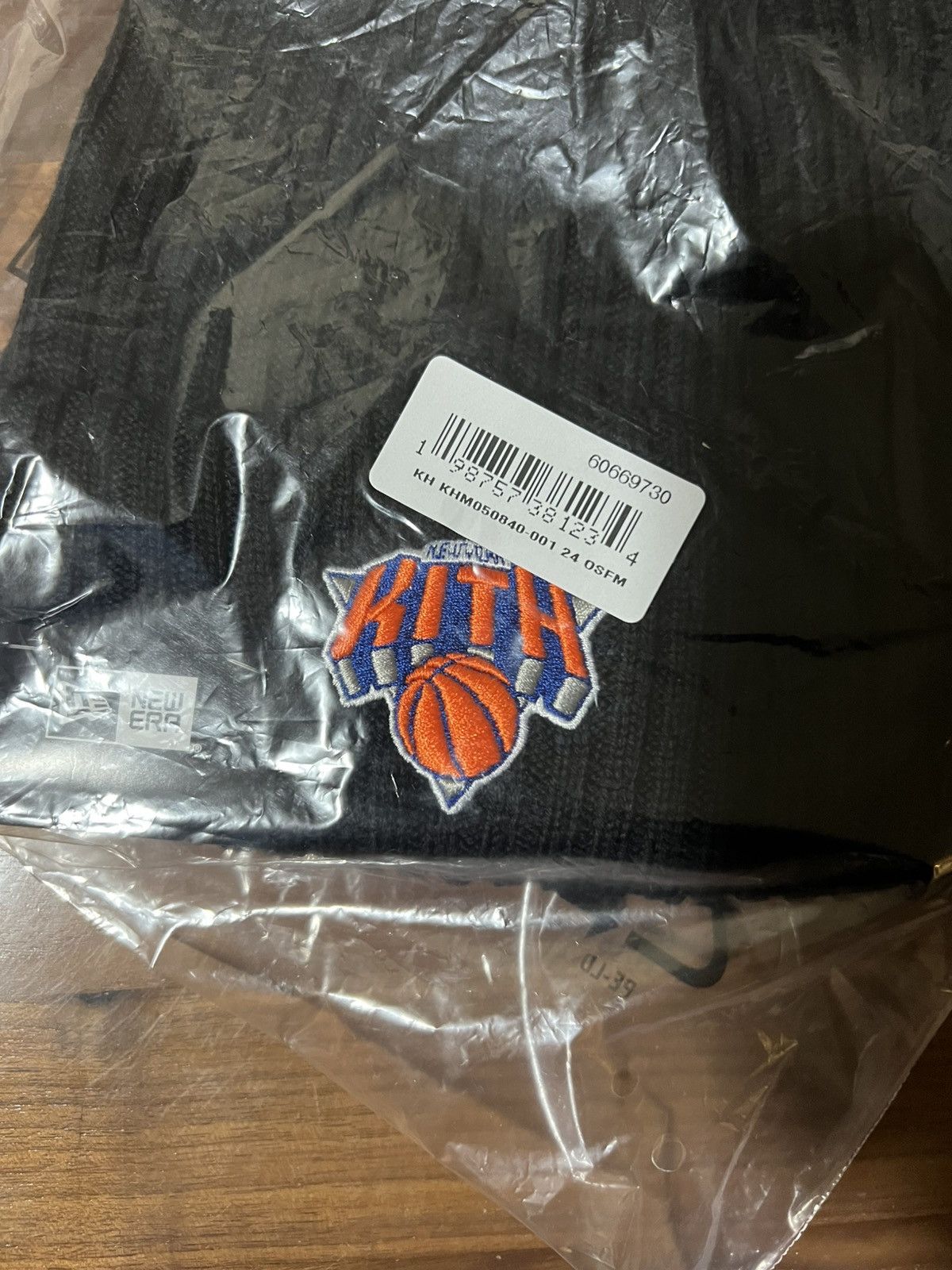 Kith Kith for the New York Knicks Logo Beanie Black Knit Hat Cap Size ONE SIZE - 7 Thumbnail