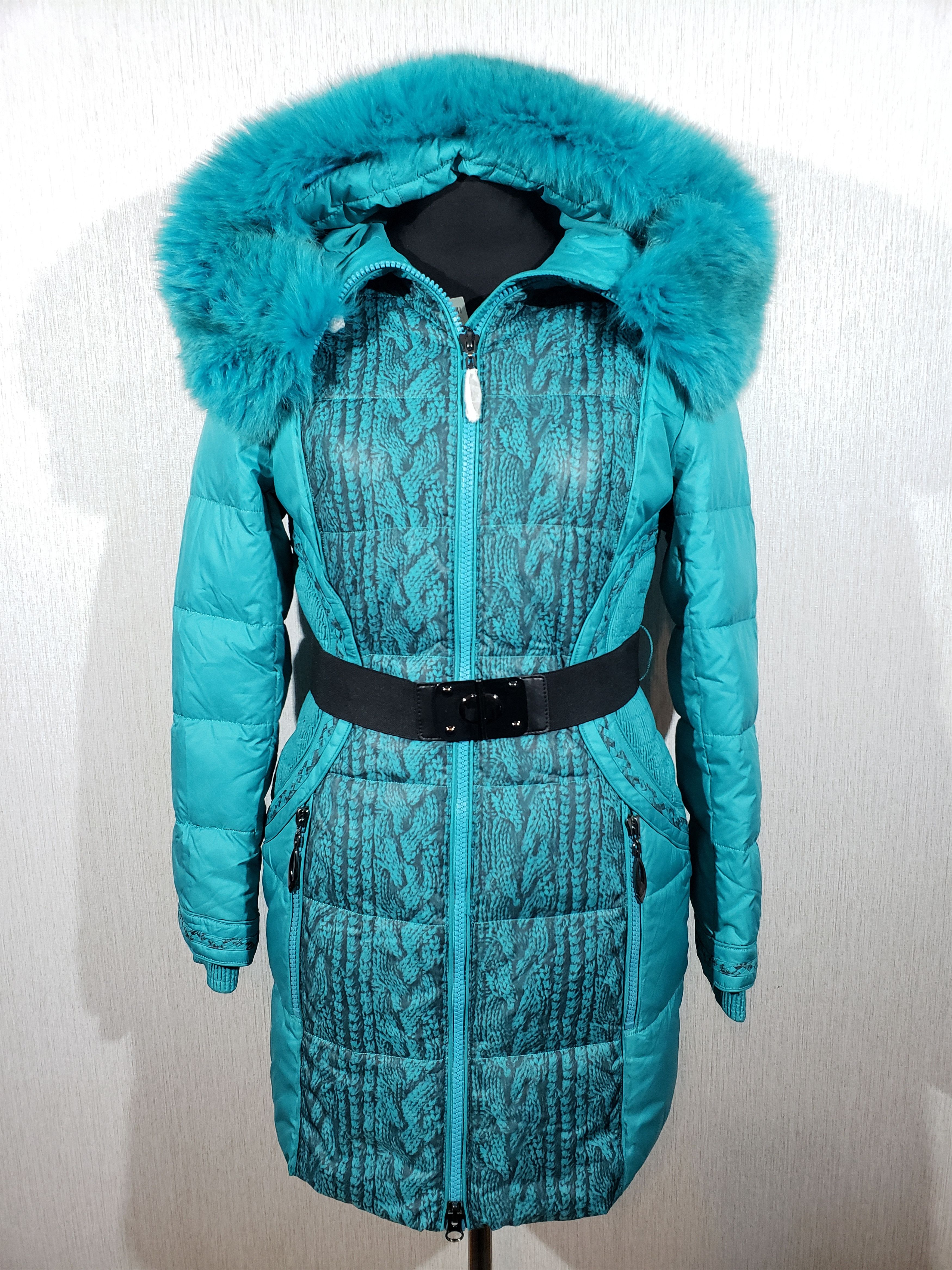 Other Stylish insulated down jacket with a plastic zipper. Size M / US 6-8 / IT 42-44 - 1 Thumbnail
