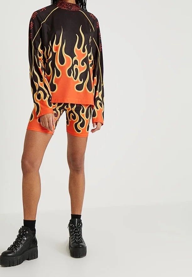 Jaded London Jaded London Fire Logo dragon Long sleeve Oversized Y2K Size S / US 4 / IT 40 - 1 Thumbnail