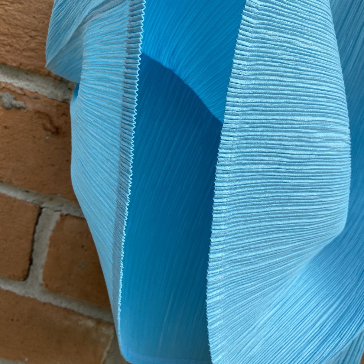 Coneco Sky Blue Pleated Elastic-Waist Skirt