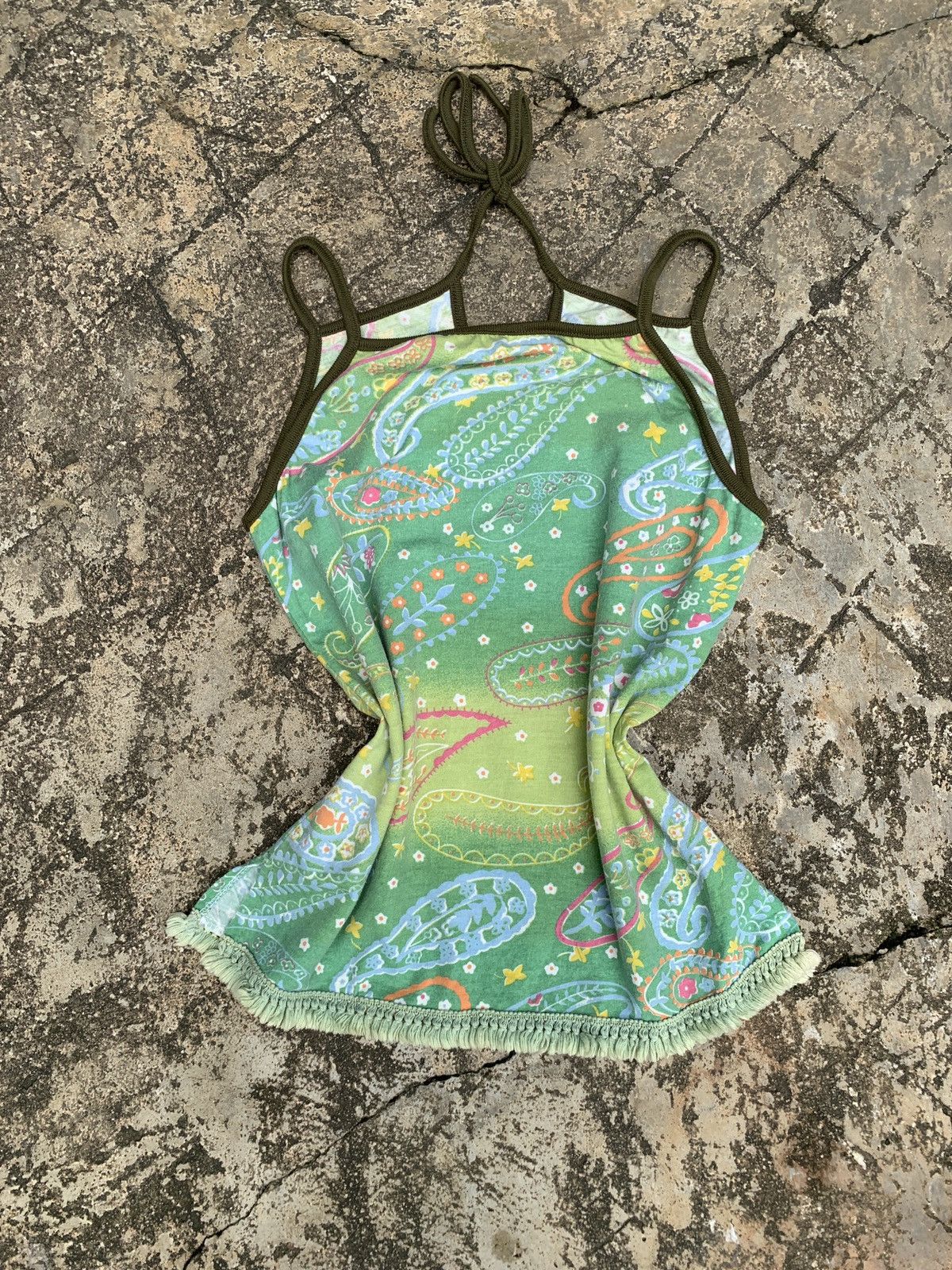 Japanese Brand y2k Green Floral Paisley Graphic Cross Neck Tank Top Size S / US 4 / IT 40 - 2 Thumbnail
