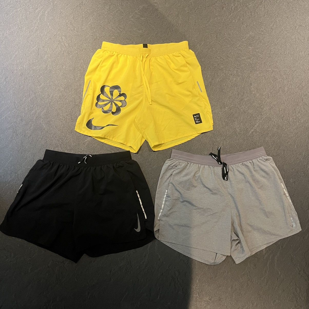 Nike Nike Stride Running Shorts (Set of 3) Size US 28 / EU 44 - 1 Thumbnail