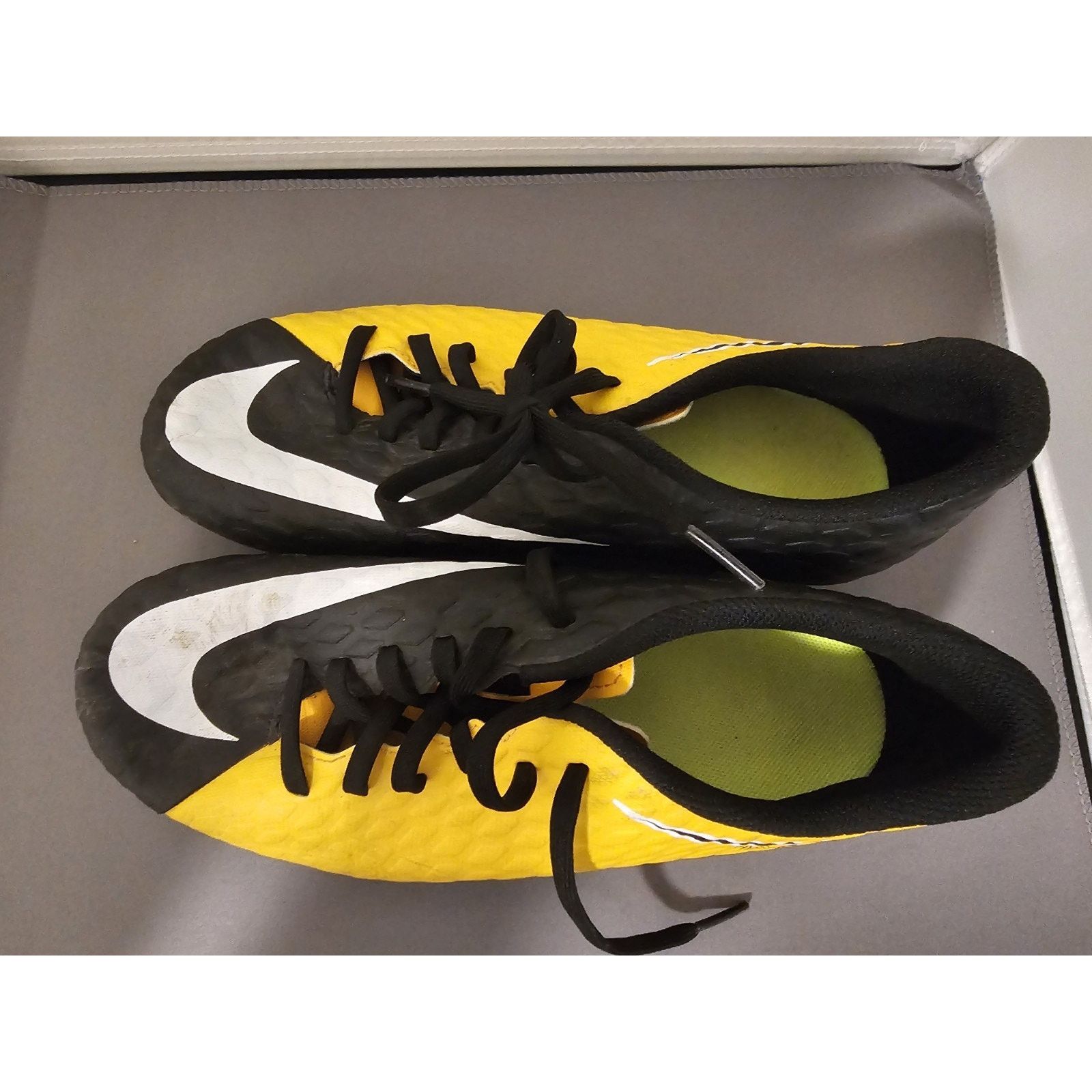 Nike Nike Jr Hypervenom Phelon III FG Kid's 6Y/38.5 Black/Yellow Size US 6 / EU 39 - 7 Thumbnail