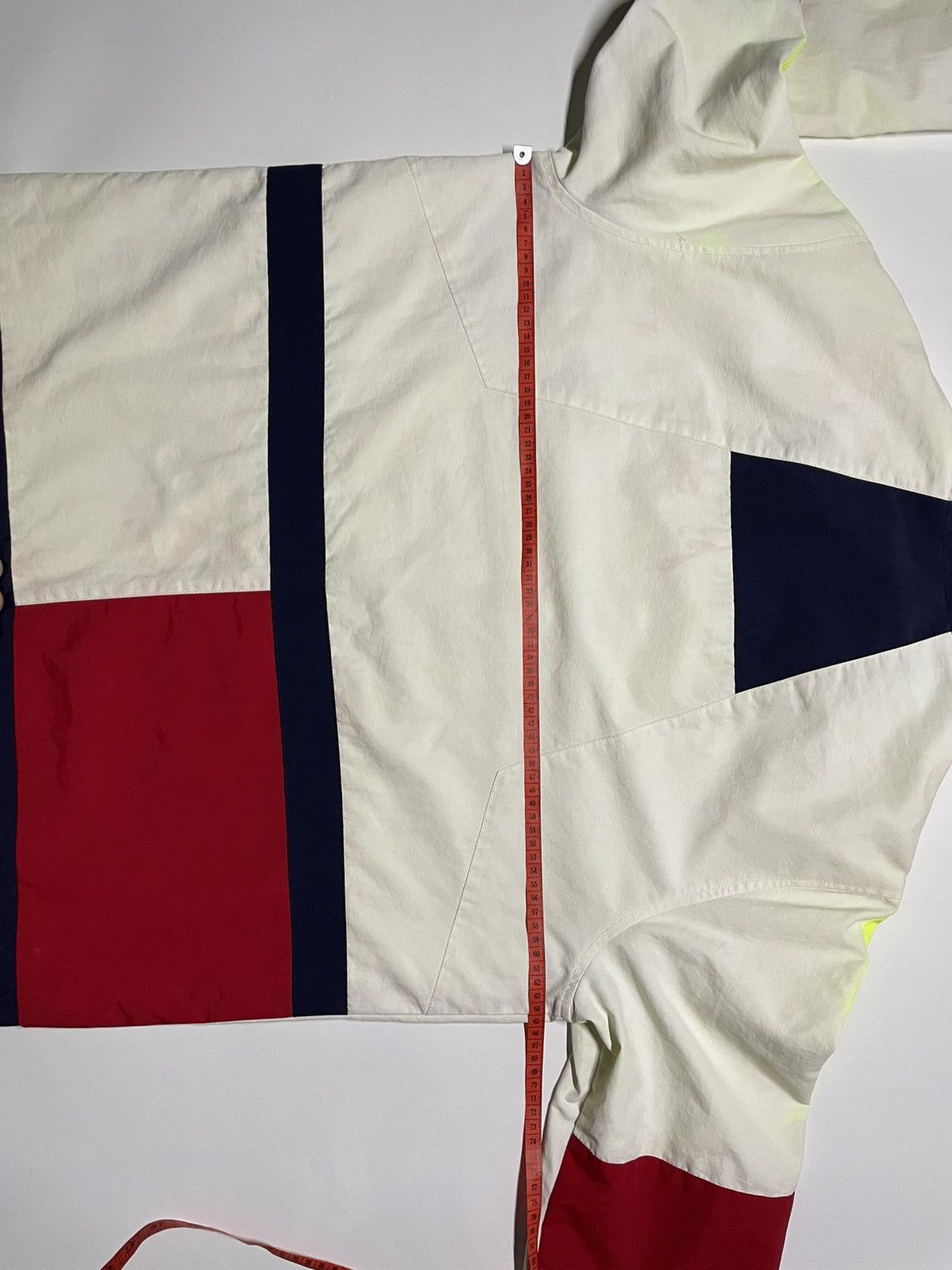 Tommy Hilfiger × Vintage Tommy Hilfiger combine bigflag white sportwear jacket Size US L / EU 52-54 / 3 - 18 Thumbnail