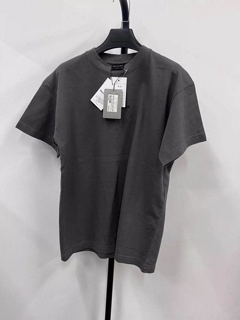 Balenciaga Balenciaga Letter Logo Embroidered Crew Neck T-Shirt Size US XS / EU 42 / 0 - 1 Thumbnail