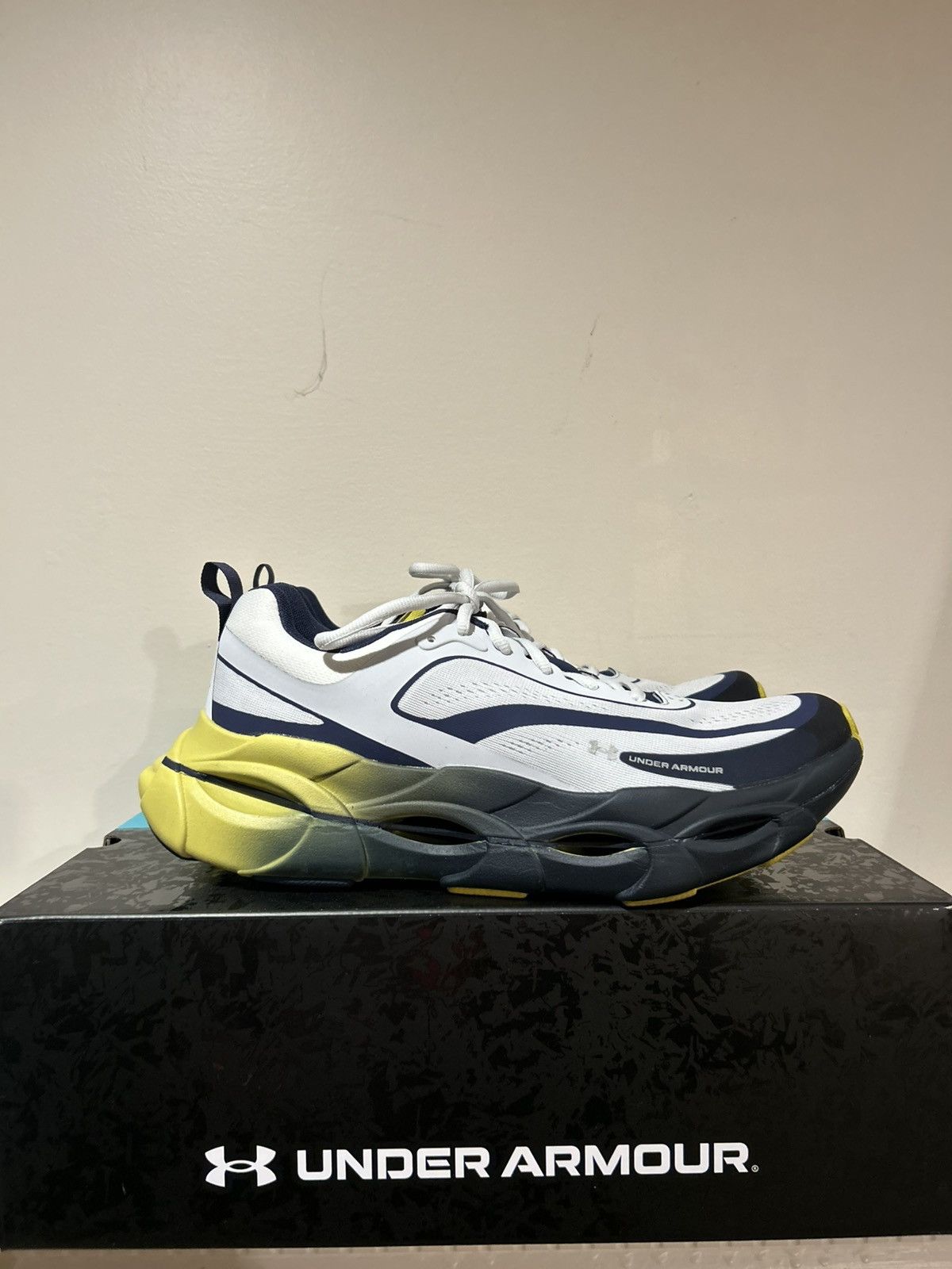 Under Armour Under Armour Halo Racer Size US 10 / EU 43 - 3 Thumbnail