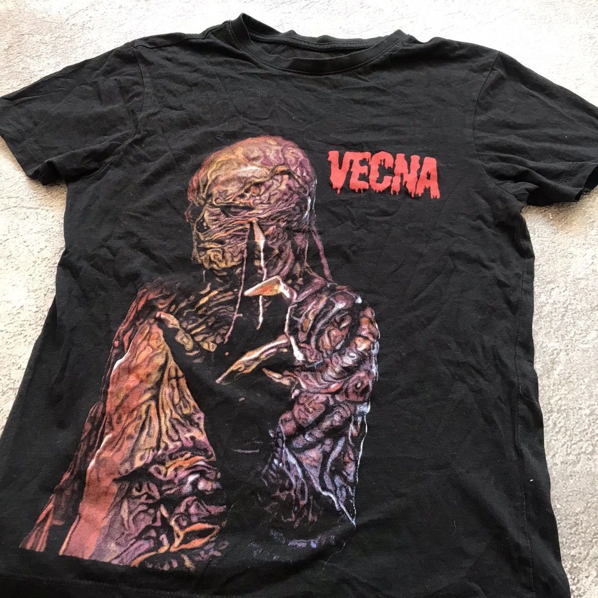 Vintage Vintage 90s Vecna Graphic Tee Y2K Grunge Streetwear Baggy M Size US M / EU 48-50 / 2 - 3 Thumbnail
