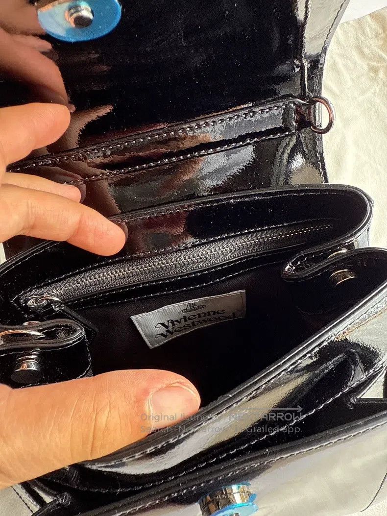 Vivienne Westwood Vivienne Westwood size os Black Warrior All-Black Bucket Ba Size ONE SIZE - 8 Thumbnail