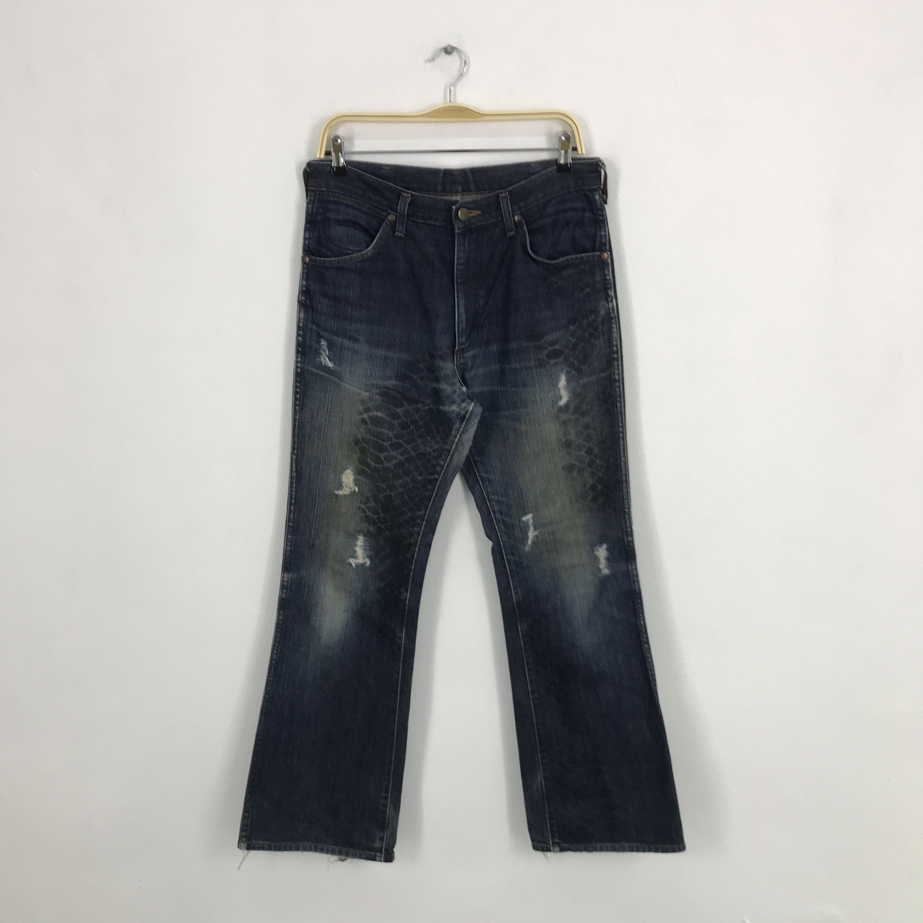 Japanese Brand × Wrangler Flared wrangler style value bootcut Denim jeans pants Size US 31 - 1 Thumbnail