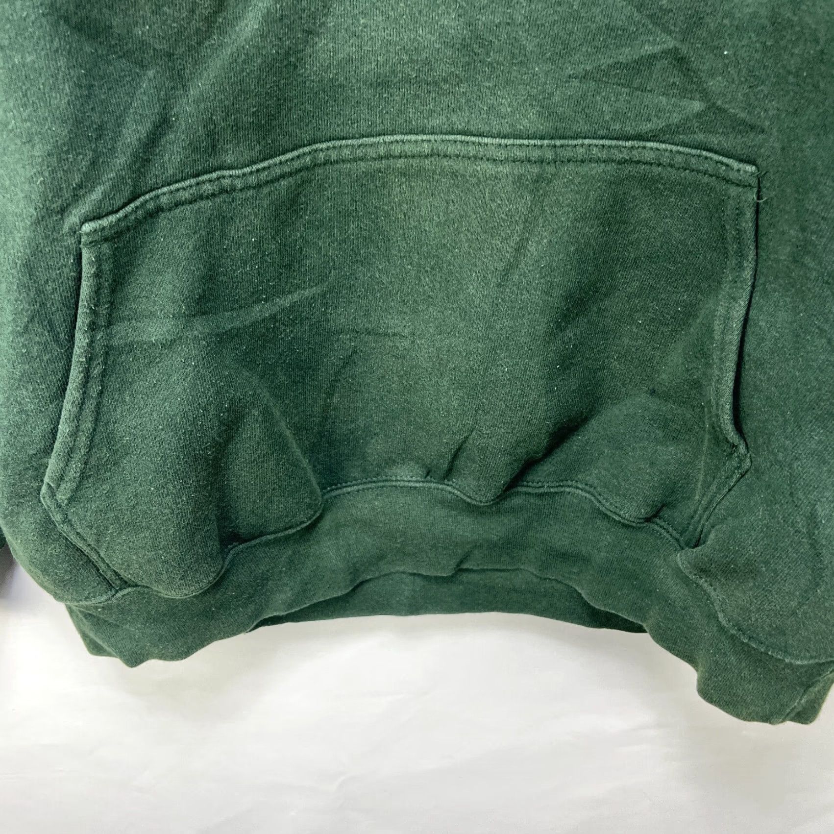 Vintage Vintage NDSU Bison Hoodie Large Green Mens Size US L / EU 52-54 / 3 - 6 Thumbnail