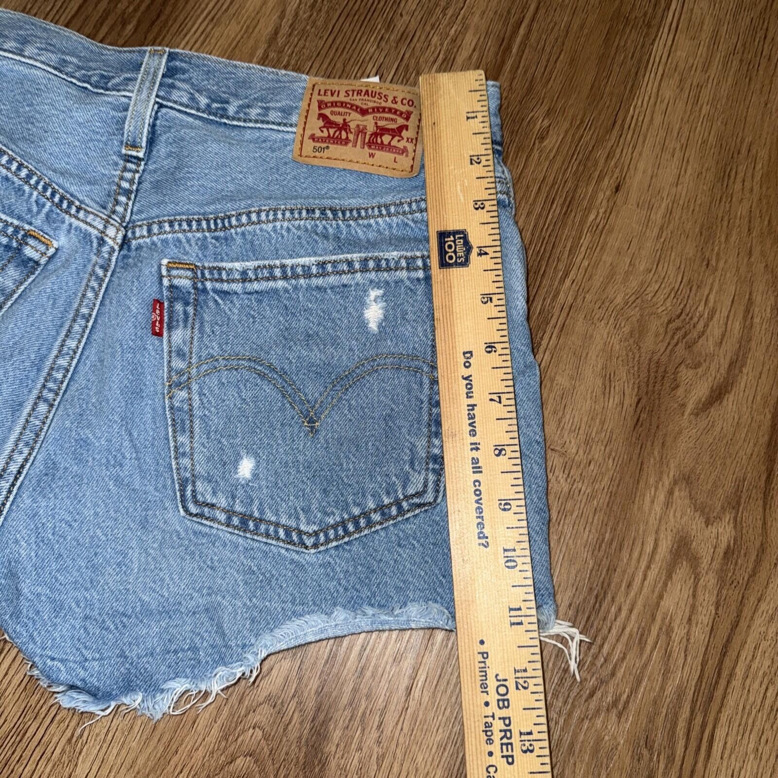 Levi's Levis 501 Cut Off Shorts Denim Frayed Button Fly Distressed Size 25" / US 0 / IT 36 - 8 Thumbnail