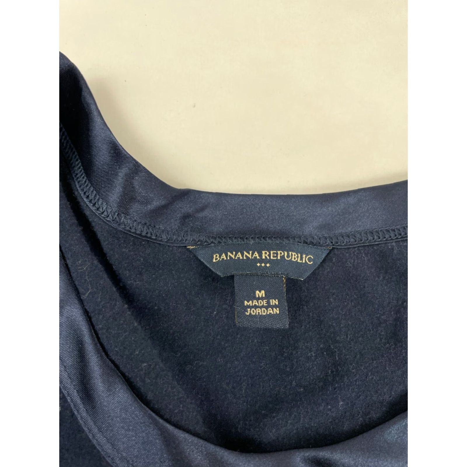 Banana Republic Banana Republic Shirt Womens Size M Navy Blue Metallic Gold Floral Short Sleeve Size M / US 6-8 / IT 42-44 - 6 Thumbnail