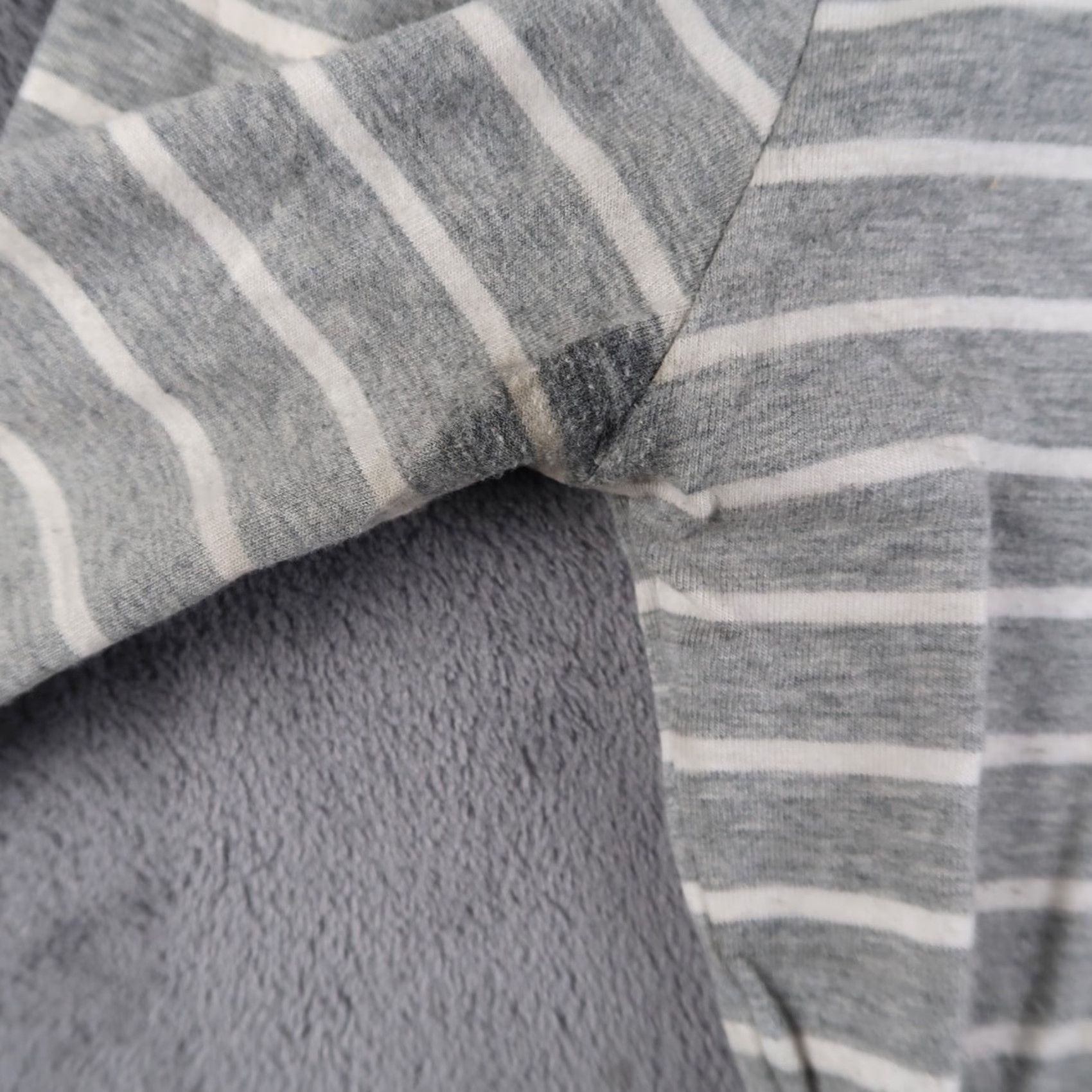 Vintage VINTAGE? STUSSY Cropped Long Sleeve T-Shirt Women XS Gray Embroidered Striped Knit Cotton Blend Shirt Ladies/ Womens? Size XS / US 0-2 / IT 36-38 - 6 Thumbnail