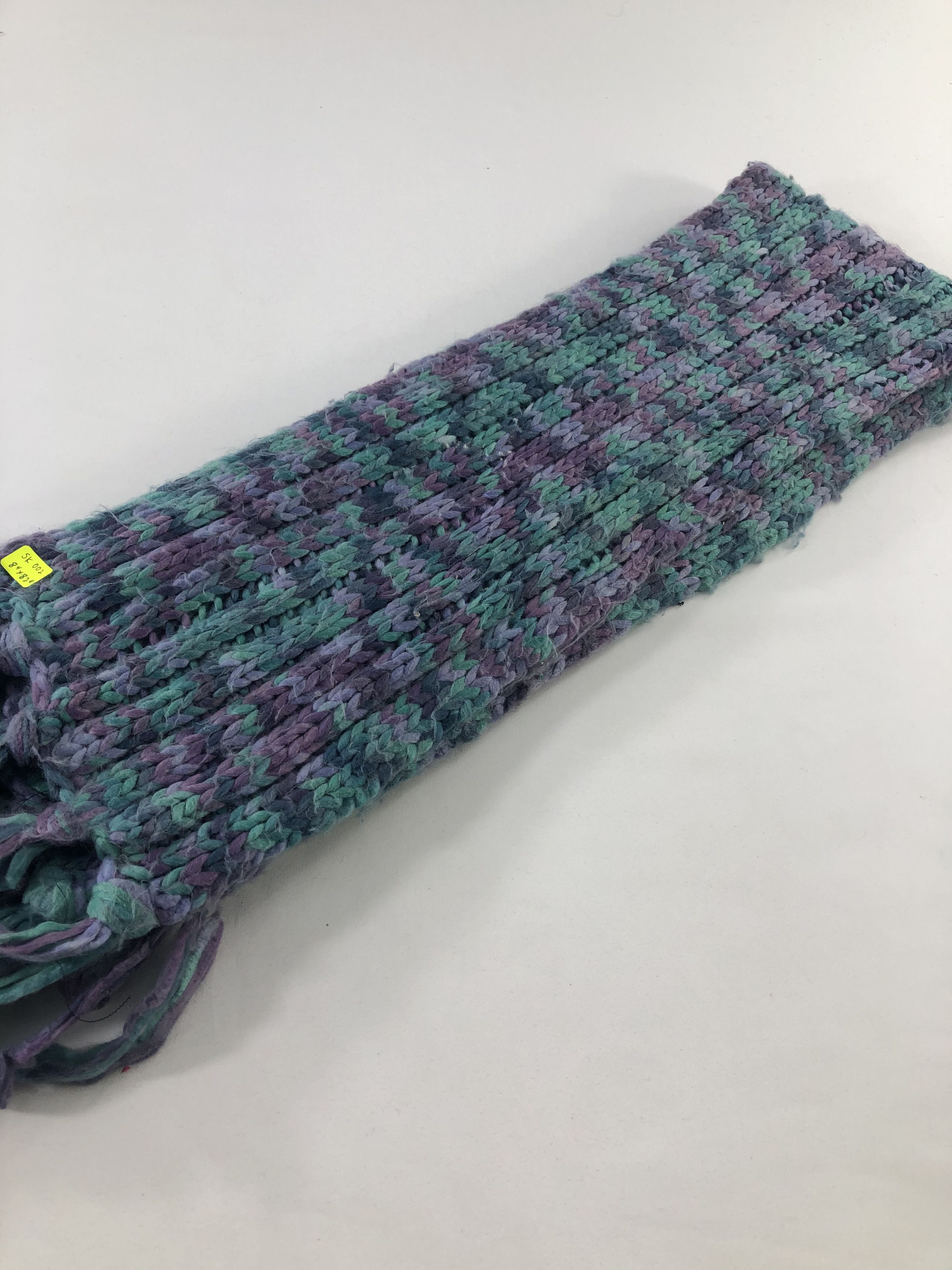Guess Guess Scarf / Muffler / Neckwear Size ONE SIZE - 5 Thumbnail