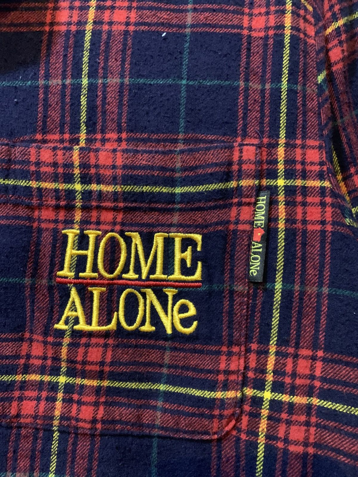 Vintage HOME ALONe button up shirt Size US M / EU 48-50 / 2 - 6 Thumbnail