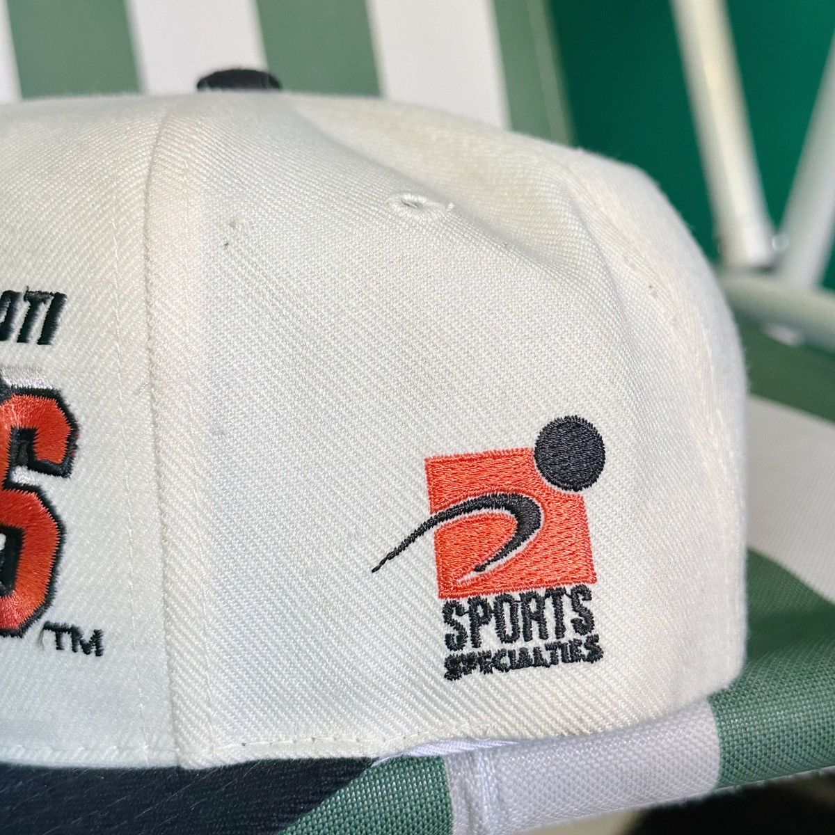 NFL × Sports Specialties × Vintage Vintage 90s Cincinnati Bengals Shadow Two Tone Hats Size ONE SIZE - 4 Thumbnail
