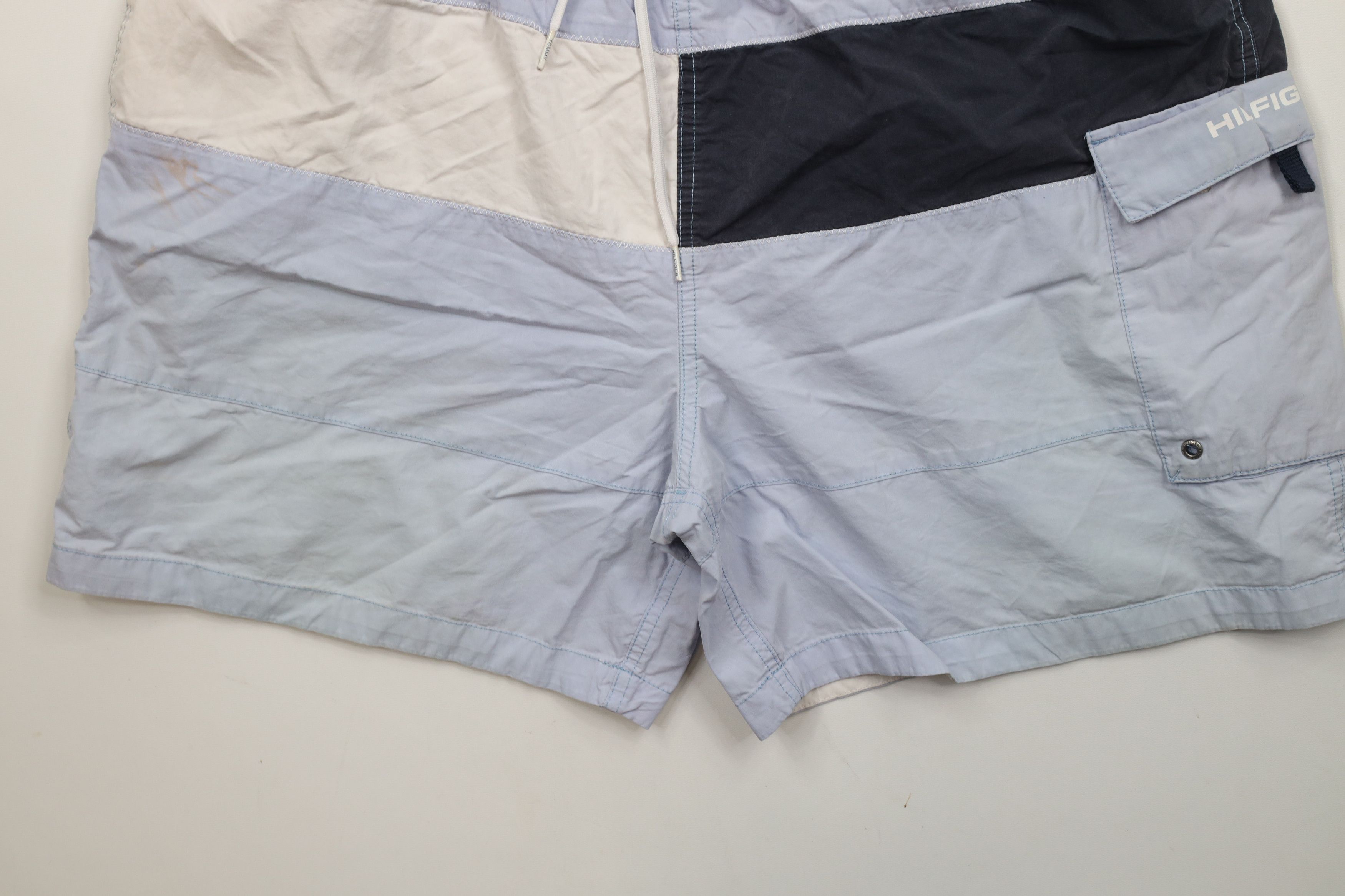 Tommy Hilfiger × Vintage Vintage Tommy Hilfiger Spell Out Lined Shorts Swim Trunks Size US 38 / EU 54 - 5 Thumbnail