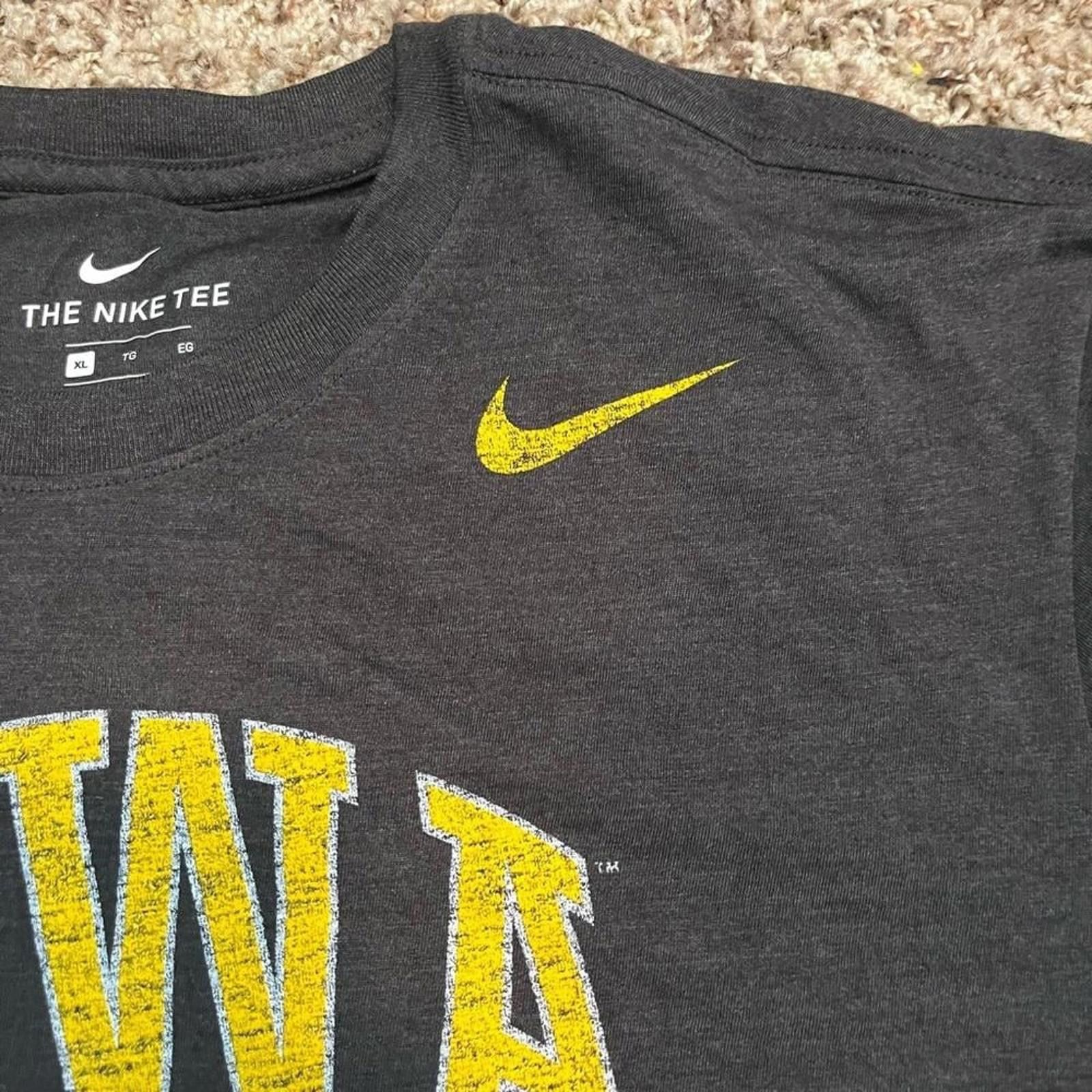 Nike Nike Tri-Blend SS Iowa University Size US XL / EU 56 / 4 - 4 Thumbnail