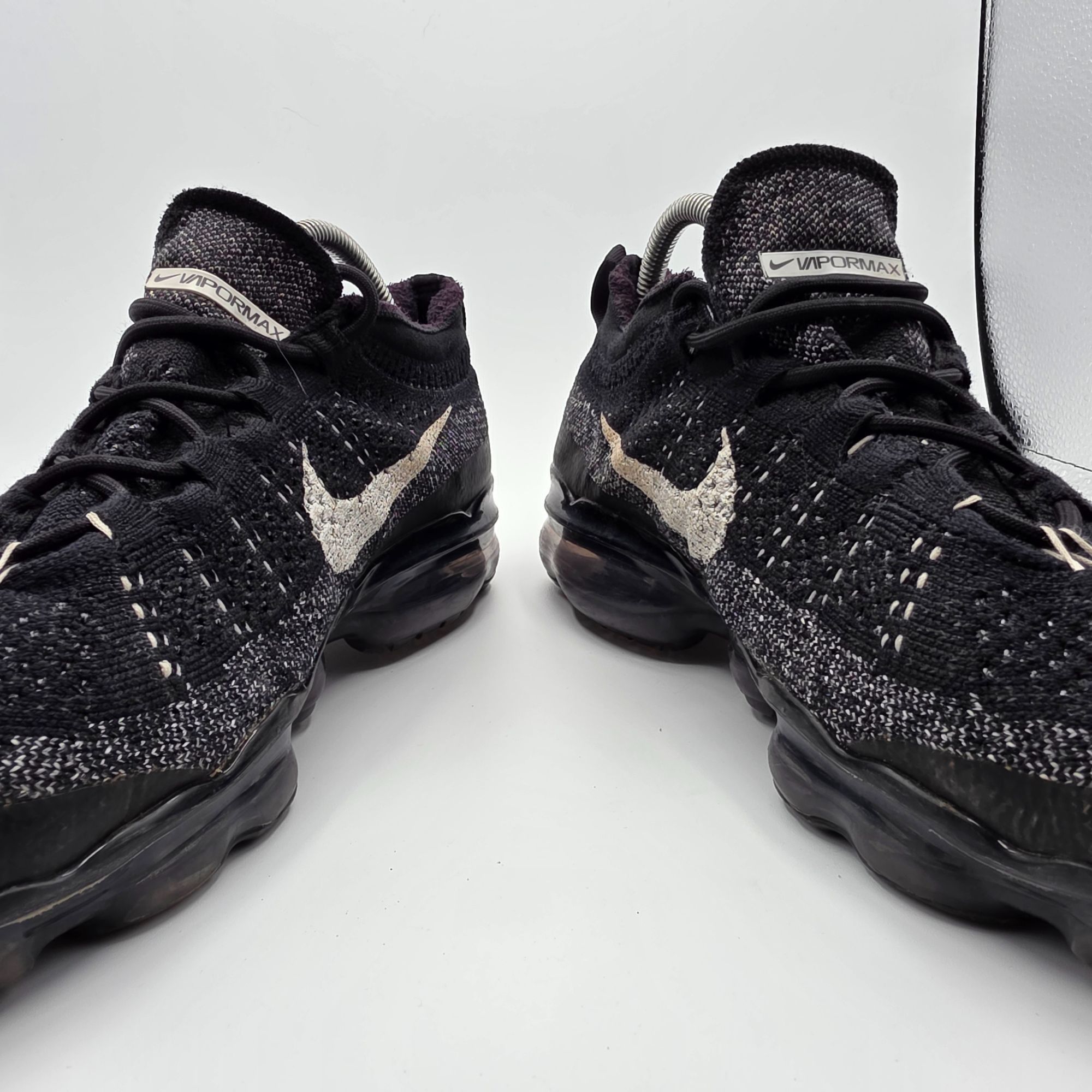 Nike Nike Air Vapormax Flyknit 2023 Mens Size 9.5 Black Athletic Size US 9.5 / EU 42-43 - 2 Thumbnail