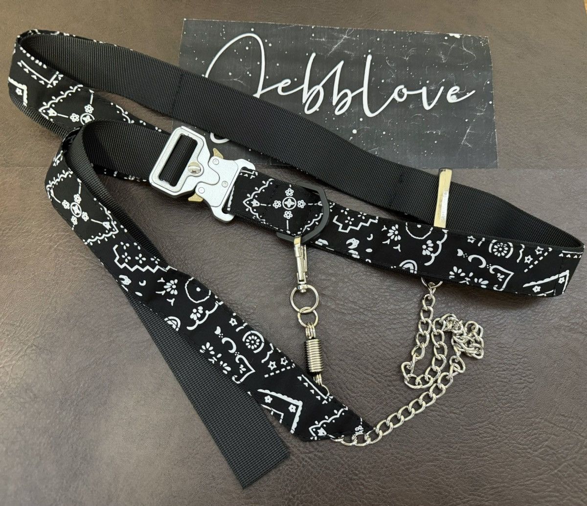 Japanese Brand × Vintage Outdoor retro bandana kerchief buckle belt pocket chain Size ONE SIZE - 4 Thumbnail