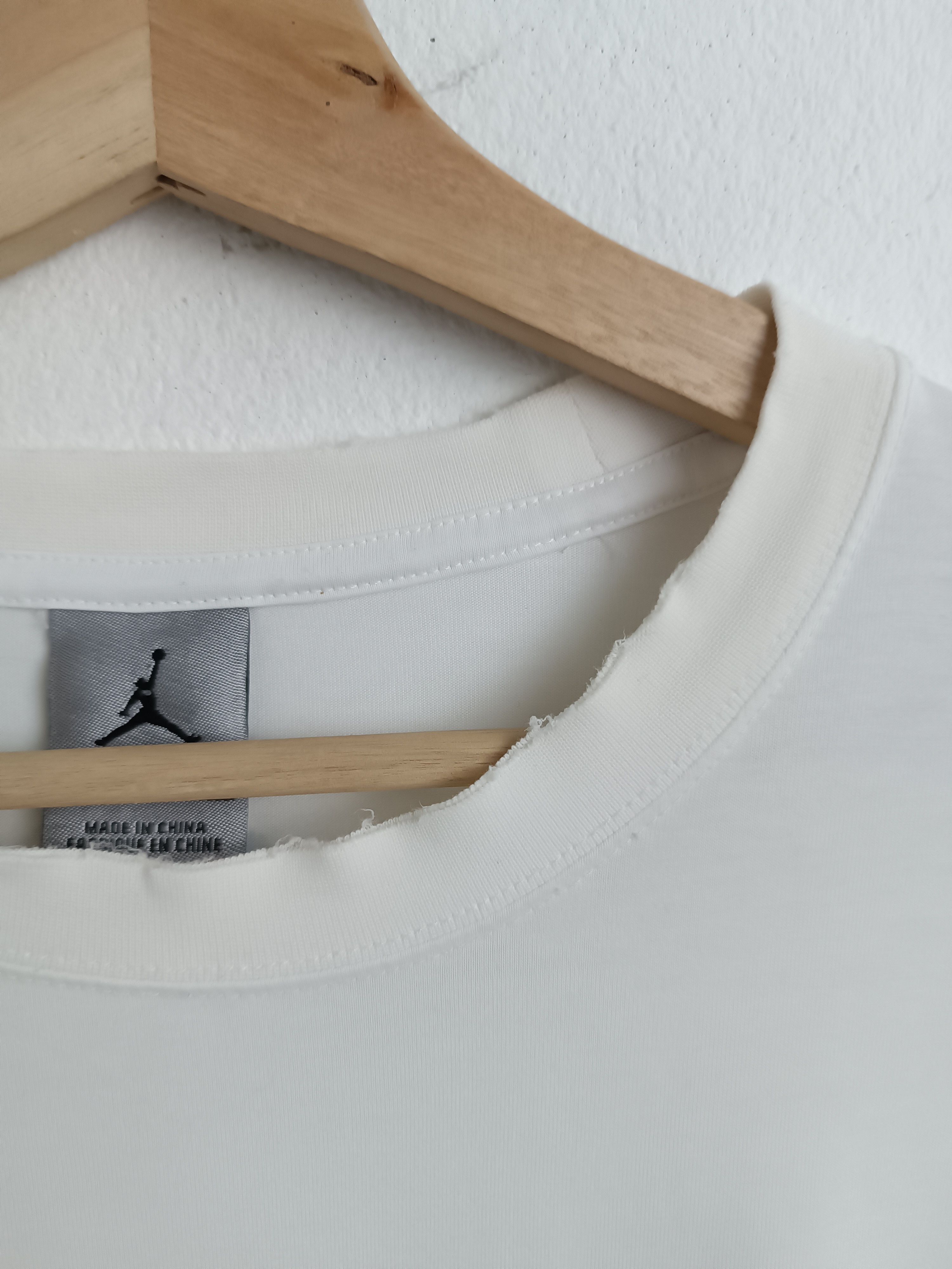 Jordan Brand VINTAGE AIR JORDAN DISTRESSED BIG LOGO JUMPMAN NIKE TEE Size US L / EU 52-54 / 3 - 11 Thumbnail