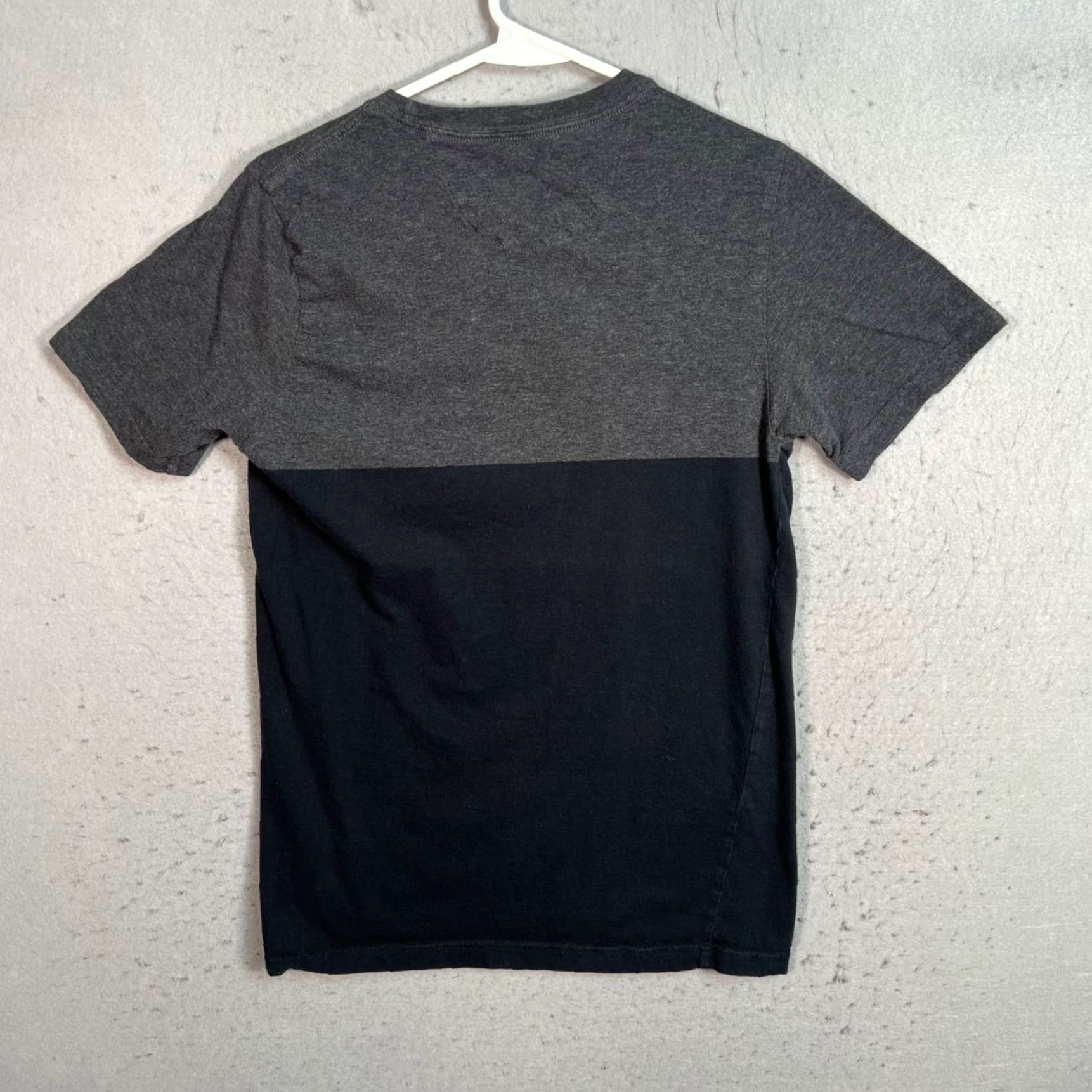 Saturdays NYC Saturdays NYC T-Shirt Mens Small Two-Tone Pocket Gray Cotton Crew Neck Short Sleeve Shirt Summer 2020s Mens Size US S / EU 44-46 / 1 - 2 Thumbnail