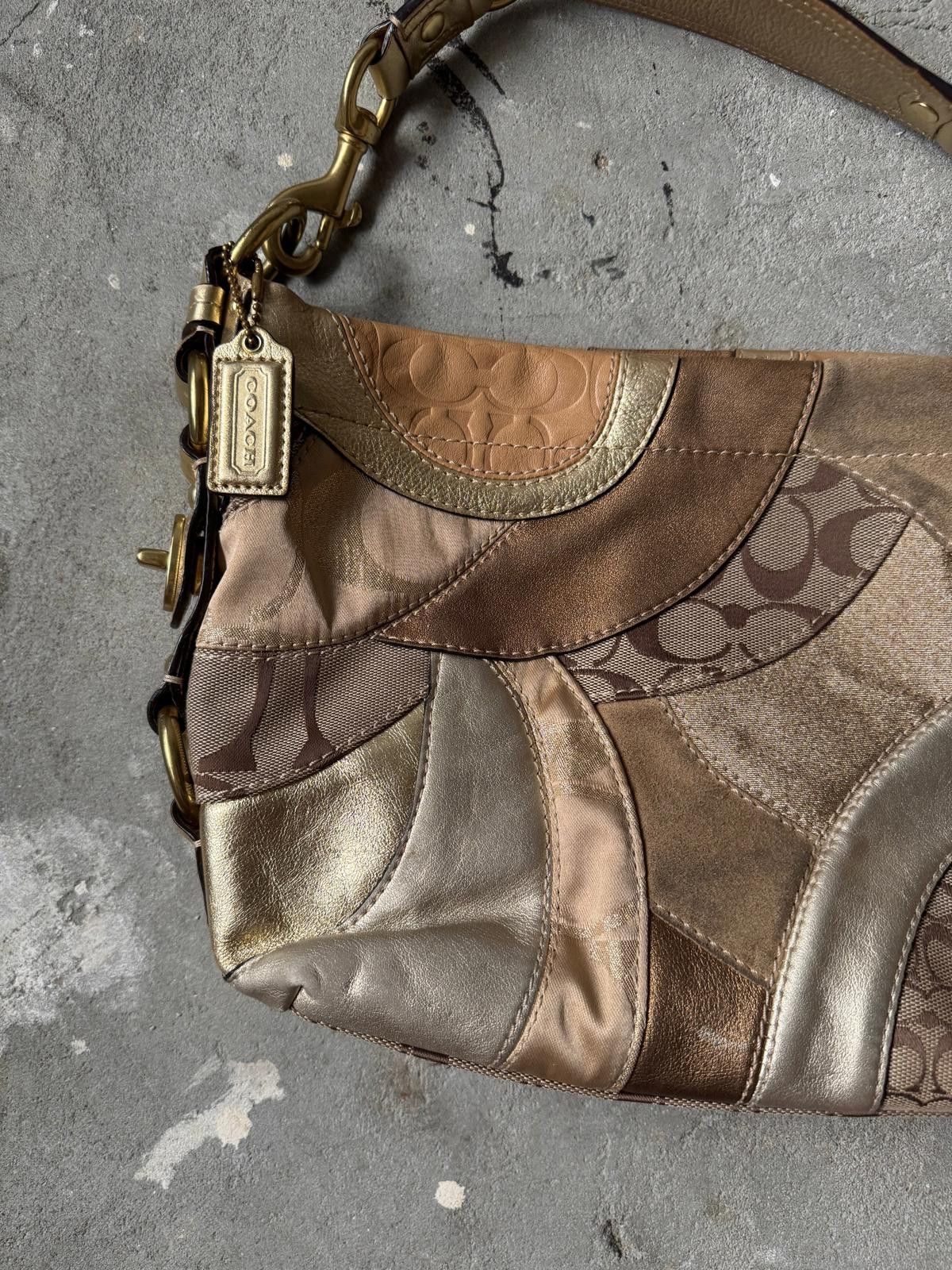 Coach Coach Signature Patchwork Carly Shoulder Bag Beige/Gold Size ONE SIZE - 2 Thumbnail