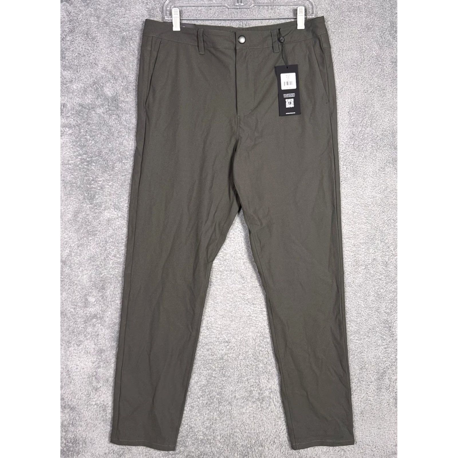 UES Clothing Cuts AO Pant Men Slim Fit Slate Tech Chino 33x32 Versaknit 33/32 MB10142VCM Size US 33 - 2 Thumbnail