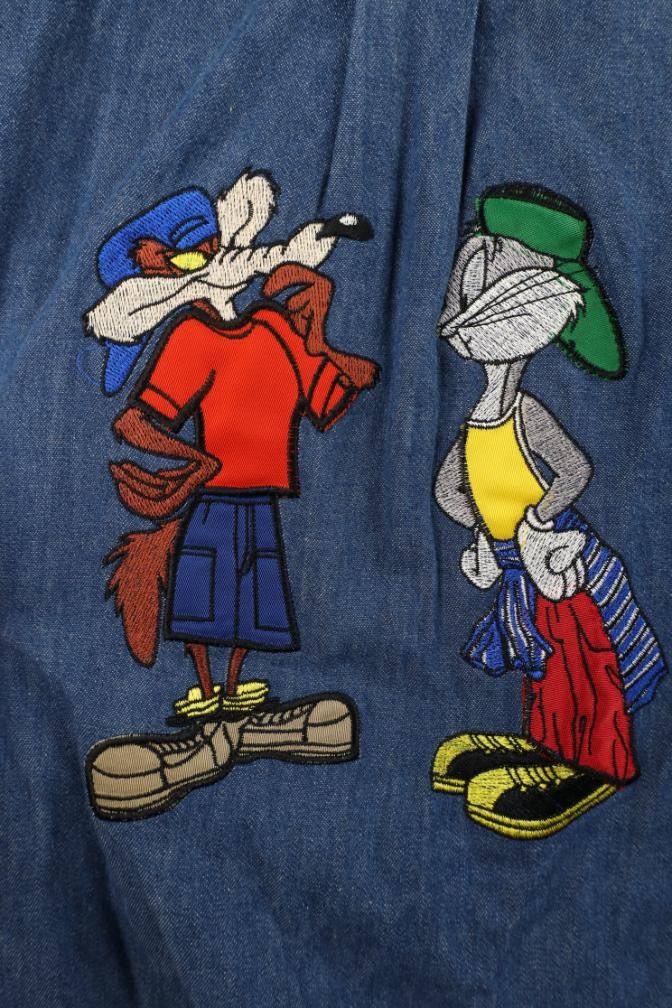 Vintage Vintage 90s Looney Tunes Hip Hop Wile E Bugs Bunny Shirt Size US M / EU 48-50 / 2 - 14 Thumbnail