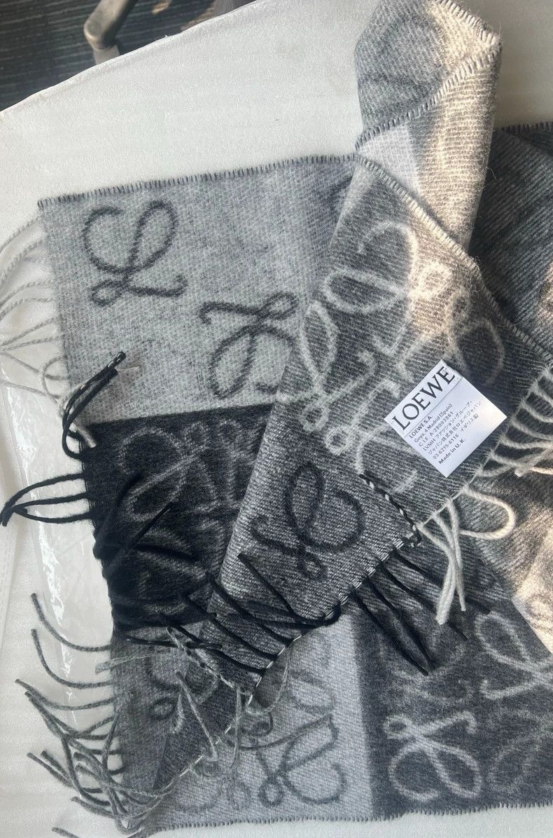 Loewe LOEWE size 38*180cm Wool scarf Size ONE SIZE - 3 Thumbnail