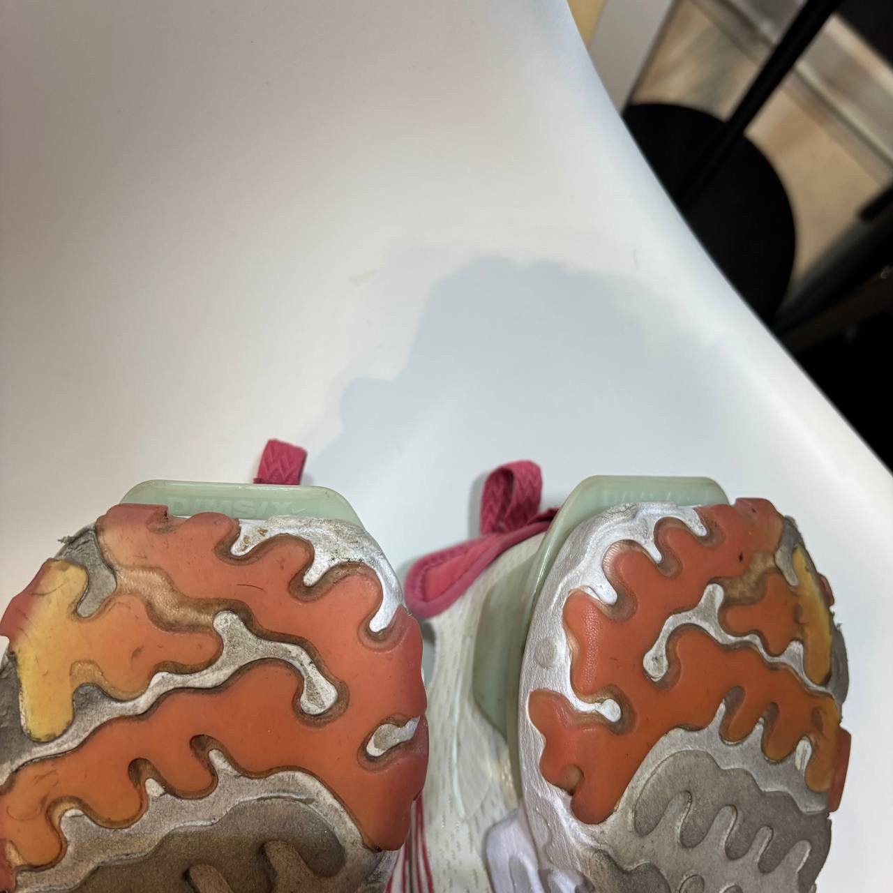 Nike Women’s Nike react shoes Size:41 (UK 7) Size US 9.5 / IT 39.5 - 10 Thumbnail