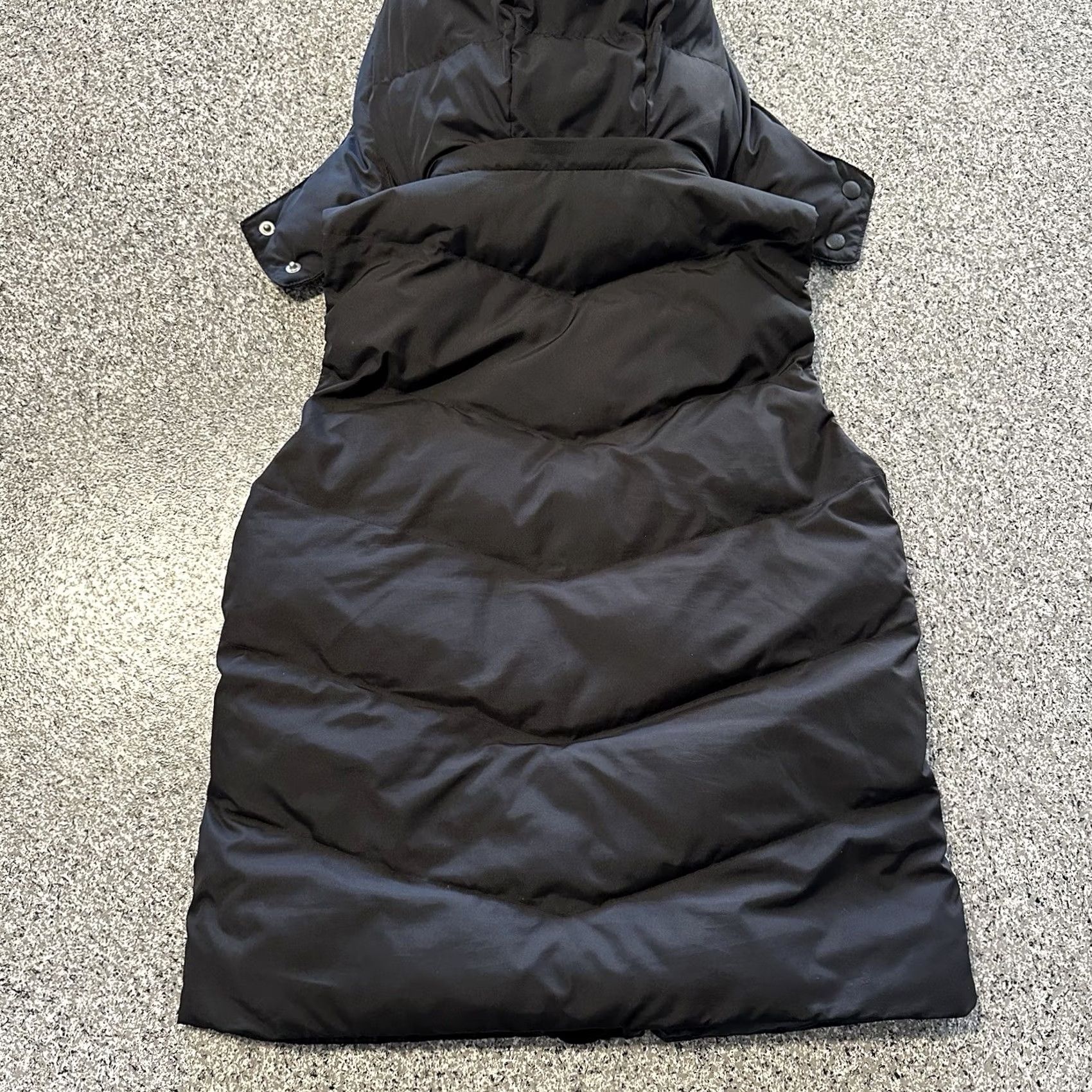 Gap Gap Vest Puffer Vest Womens S Black Primaloft Hooded Faux Fur Lined 2015 EUC Women's Vest Gap Size S / US 4 / IT 40 - 3 Thumbnail