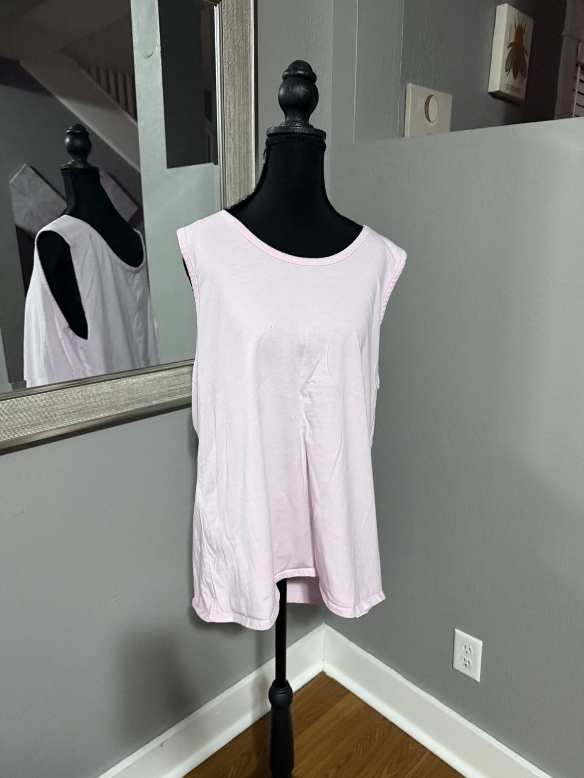 Other Men’s 2 Tank Top Bundle Size XL. Goodfellow Pink, Grey Urban Size US XL / EU 56 / 4 - 6 Thumbnail