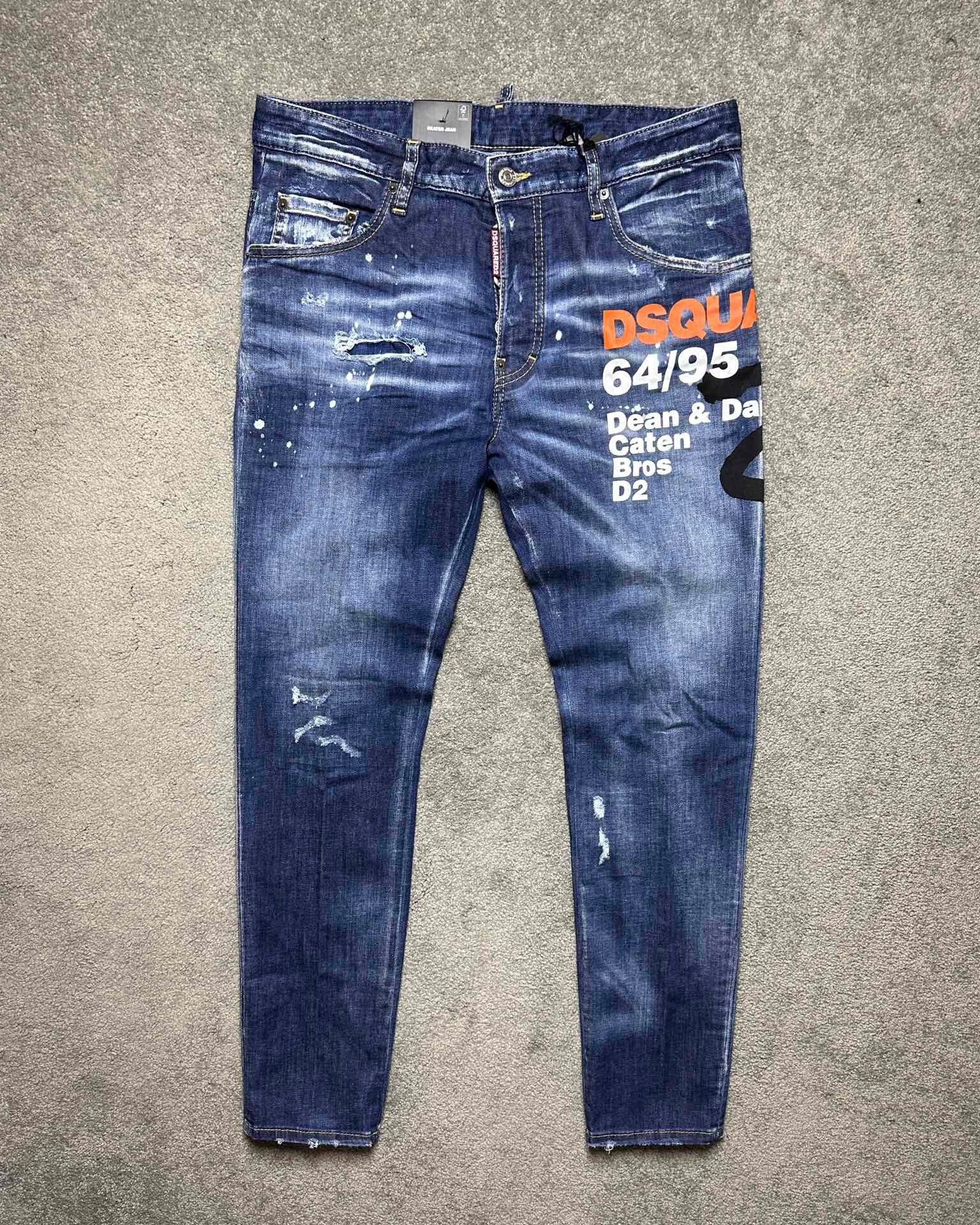 Dsquared2 Dsquared2 Skater Denim Jeans Graffiti Print Size US 44 / EU 60 - 1 Thumbnail
